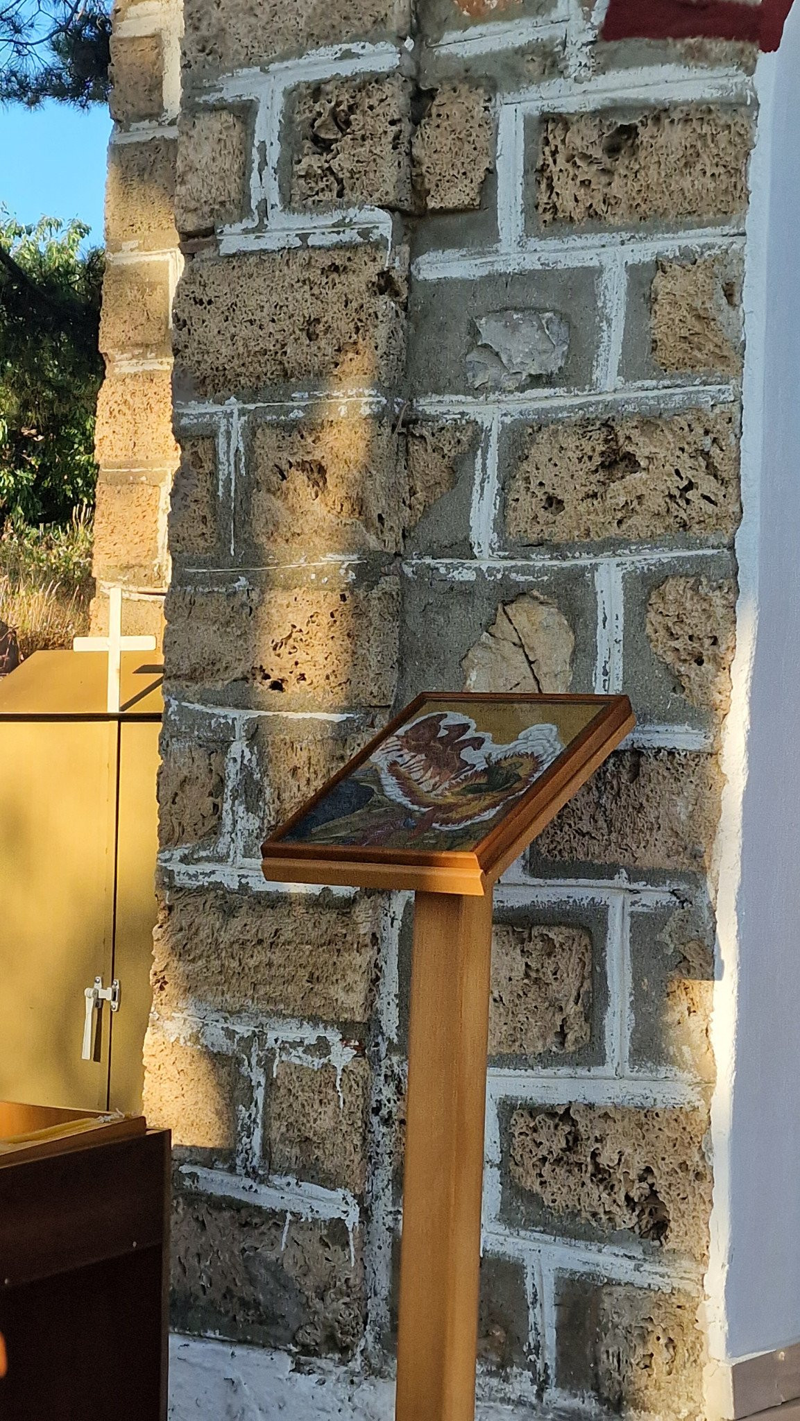 Πανηγυρίζει το Εξωκλήσι του Προφήτη Ηλία στον Αρχάγγελο