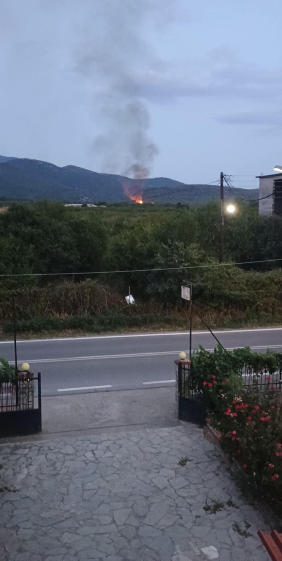 Φωτιά στη Μηλιά Αλμωπίας – Άμεση επέμβαση Δήμου και Πυροσβεστικής