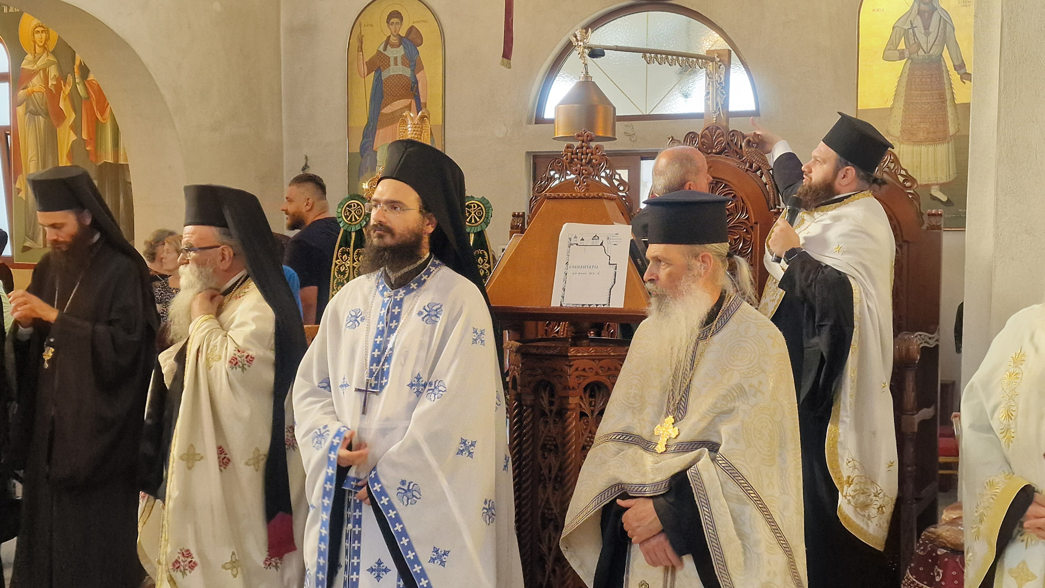 Ξεκίνησαν οι εορτασμοί της Αγίας Βάσσας της Εδεσσαίας στην Έδεσσα – Πλήθος πιστών, κλήρου και επισήμων στον Ιερό Ναό της