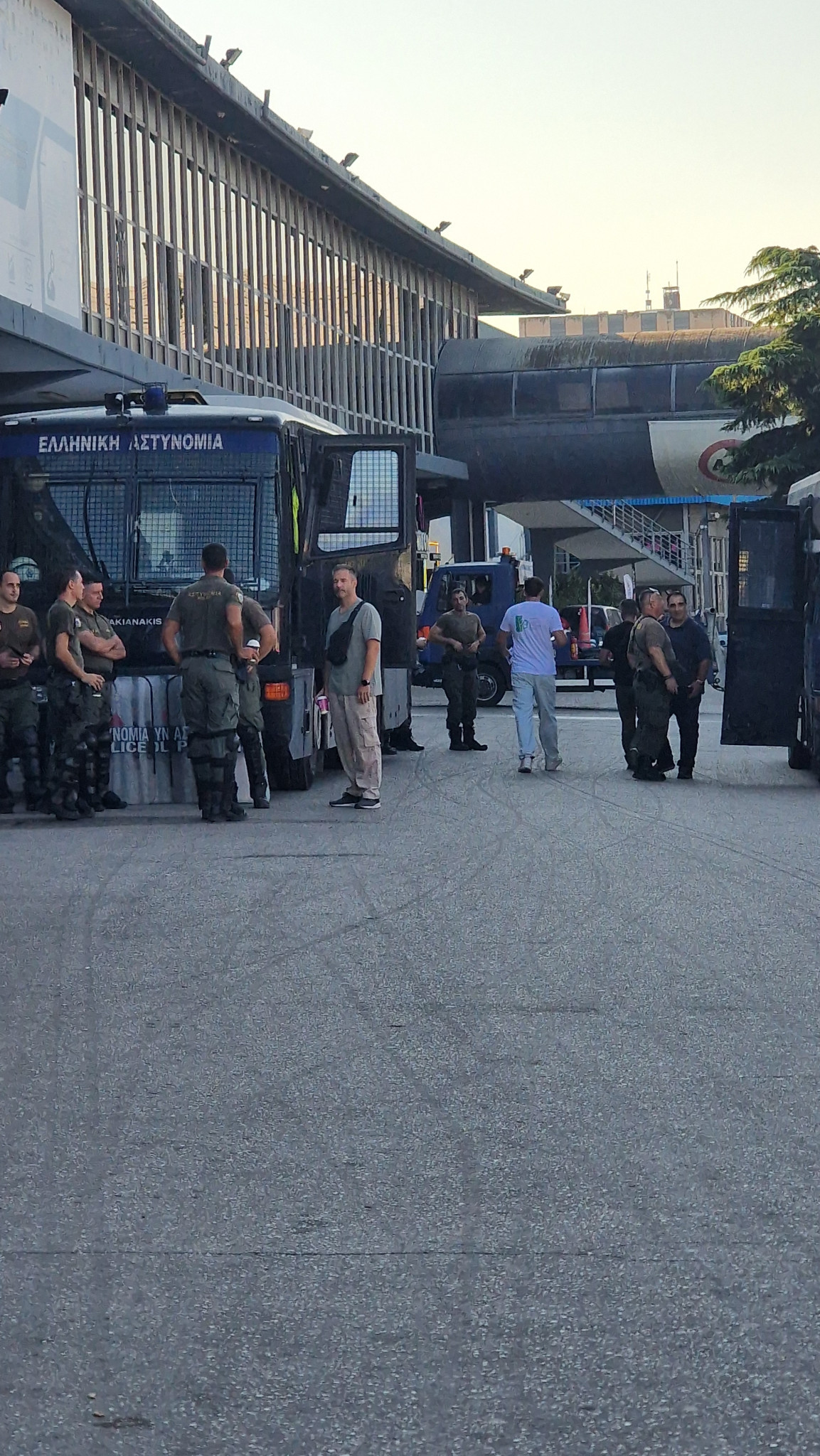 Δρακόντεια μέτρα ασφαλείας στη Θεσσαλονίκη ενόψει της έναρξης της ΔΕΘ – Σε λίγο φτάνει ο Πρωθυπουργός