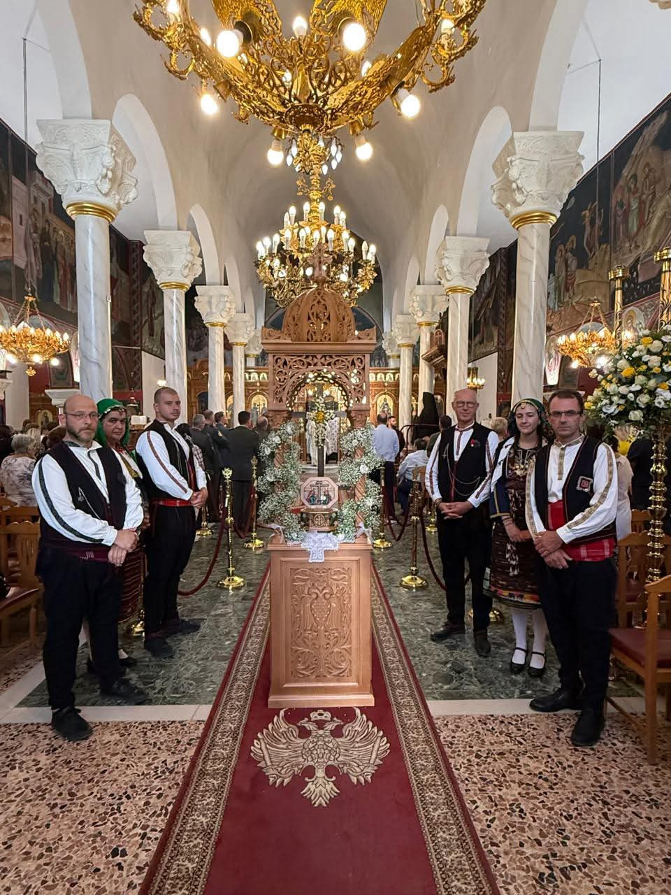Τα Γιαννιτσά υποδέχτηκαν με τιμή την Αγία Ελένη