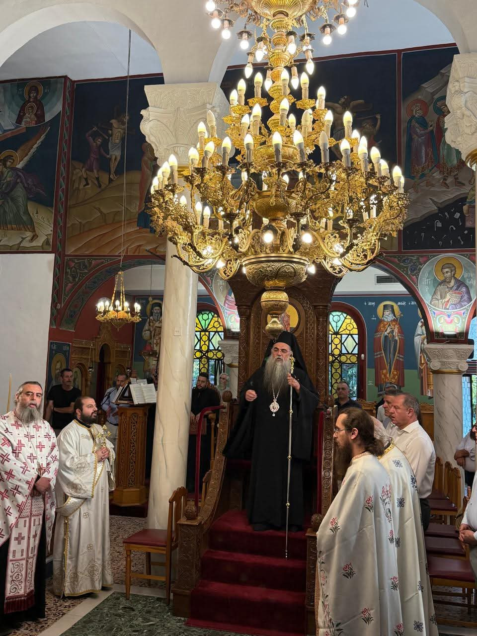 Τα Γιαννιτσά υποδέχτηκαν με τιμή την Αγία Ελένη