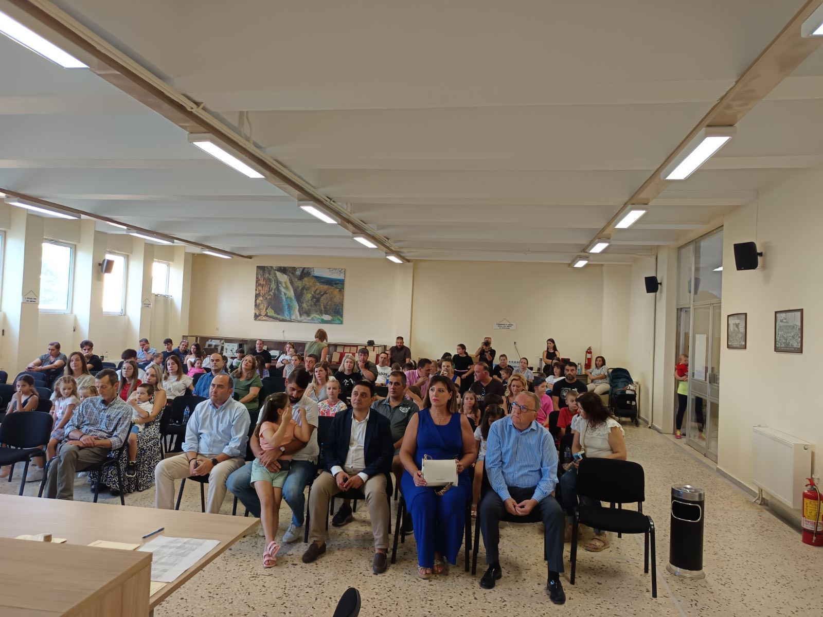 Στην εκδήλωση του Συλλόγου Τριτέκνων Έδεσσας και Σκύδρας για τους νέους φοιτητές και τα “πρωτάκια” παρευρέθηκε ο Γιώργος Καρασμάνης.