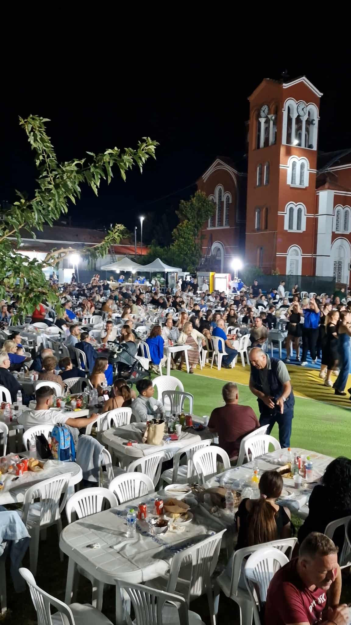 "Βούλιαξαν" οι Γαλατάδες! / Πολιτιστική πανδαισία και πολύς κόσμος (πλούσιο φωτορεπορτάζ)