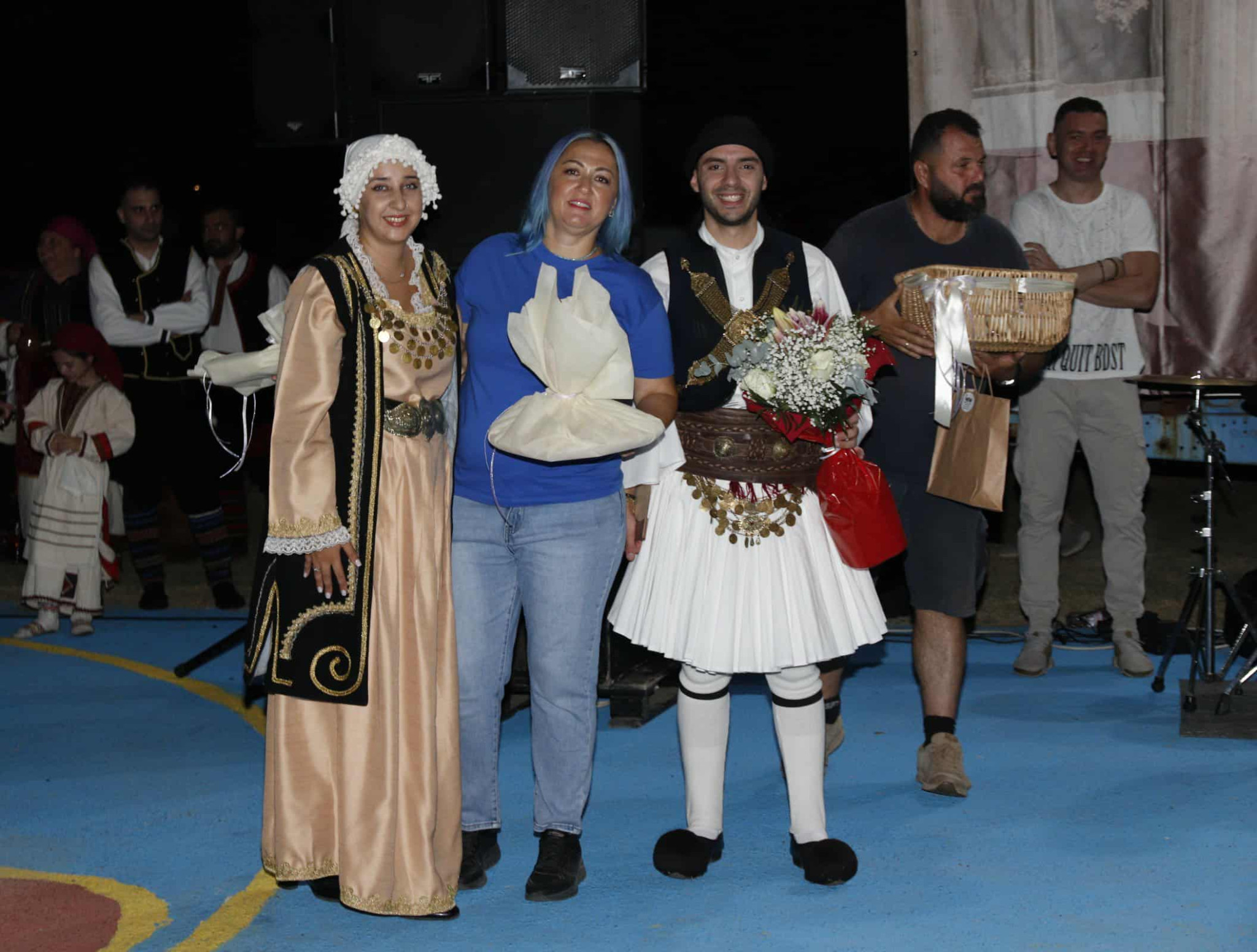 "Βούλιαξαν" οι Γαλατάδες! / Πολιτιστική πανδαισία και πολύς κόσμος (πλούσιο φωτορεπορτάζ)