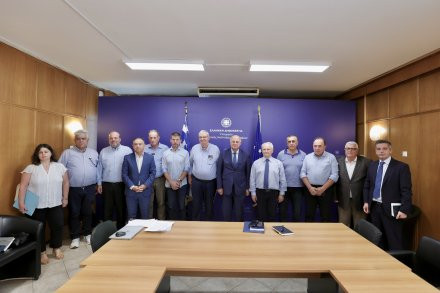 Έκτακτο σχέδιο 10 ημερών για την ευλογιά των προβάτων με σταθμούς απολύμανσης σε οδικούς άξονες