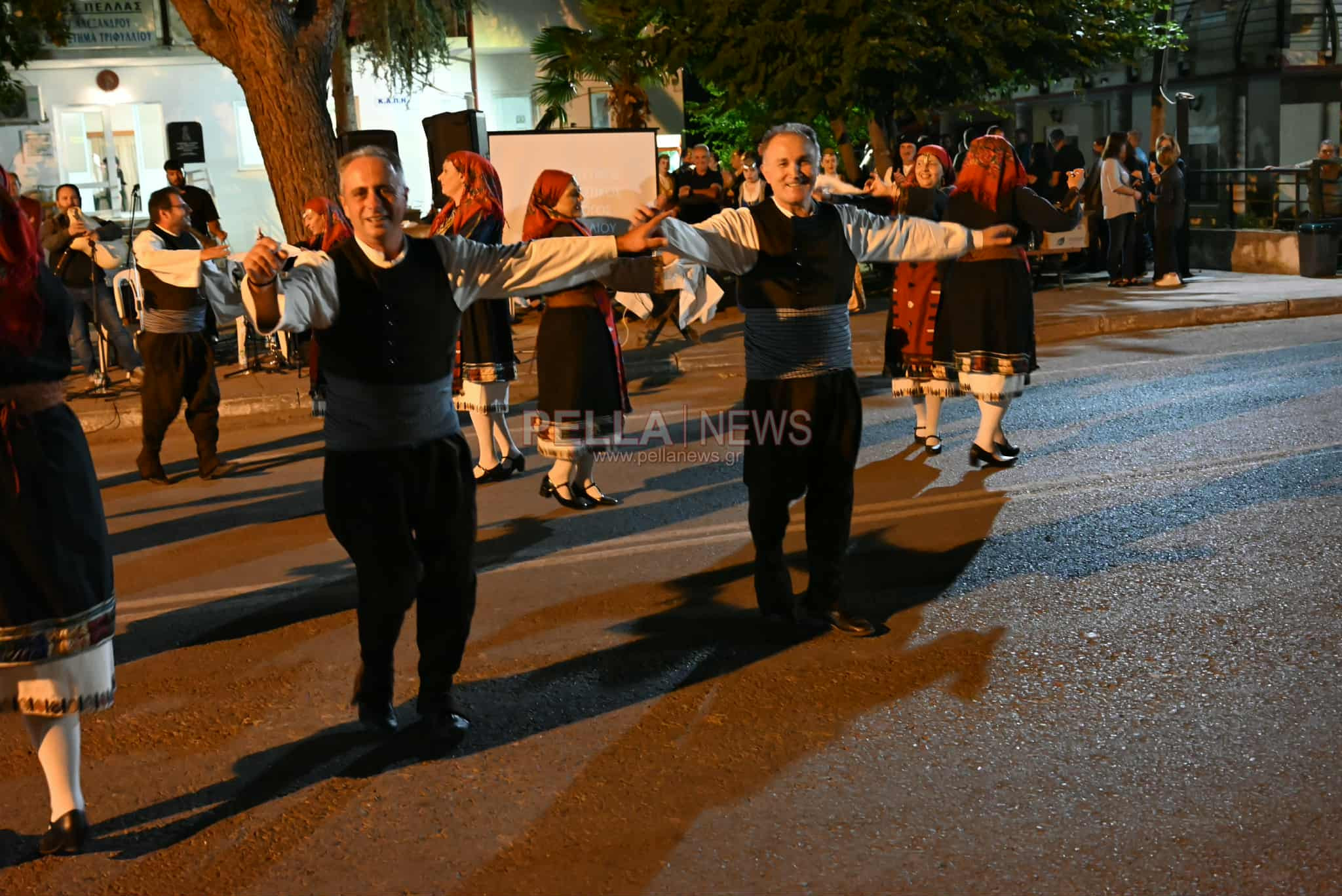 Η παράδοση ζωντάνεψε στο 1ο Φεστιβάλ "Αλεξάνδρεια" στο Τριφύλλι Πέλλας (φωτογραφίες & βίντεο)