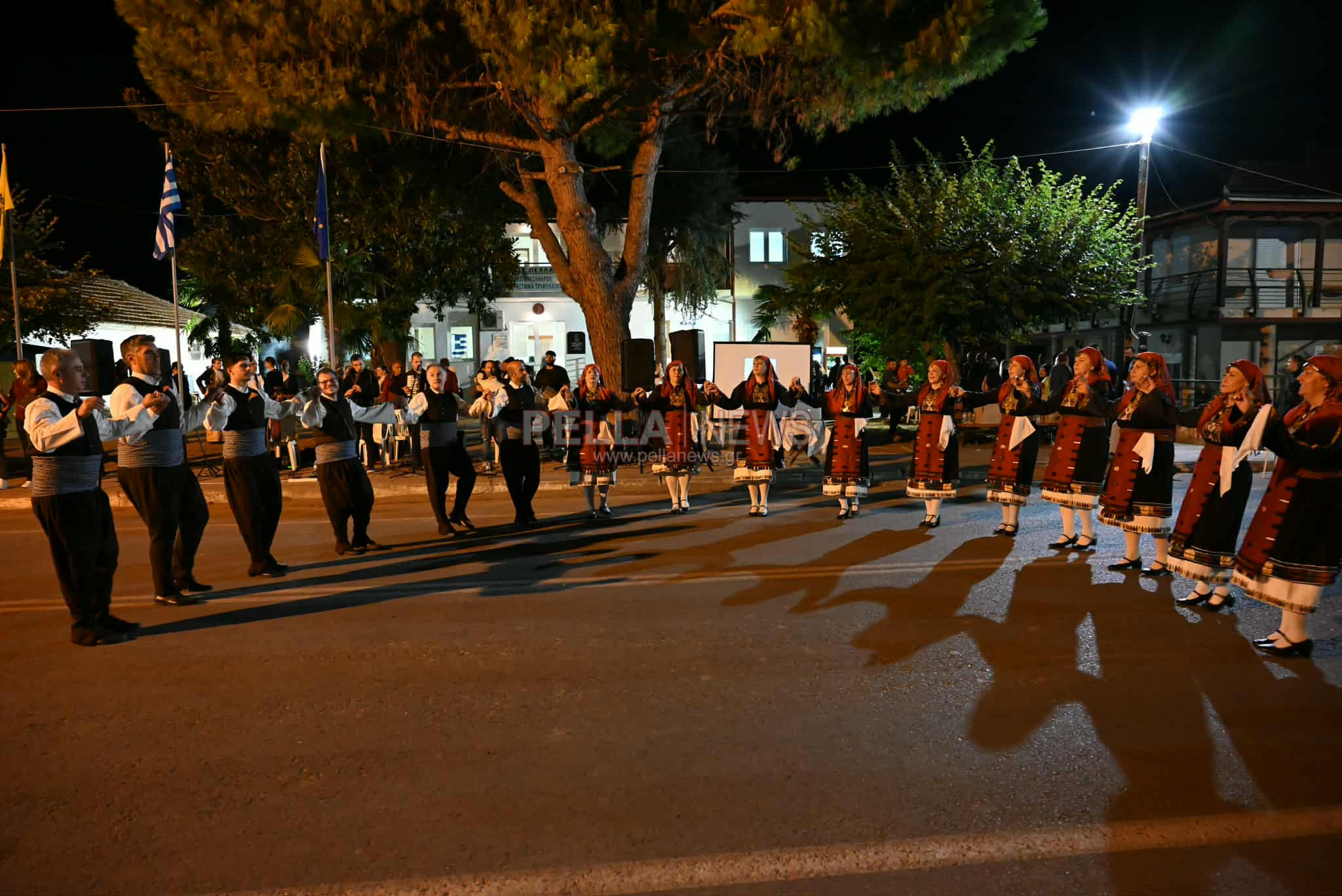 Η παράδοση ζωντάνεψε στο 1ο Φεστιβάλ "Αλεξάνδρεια" στο Τριφύλλι Πέλλας (φωτογραφίες & βίντεο)