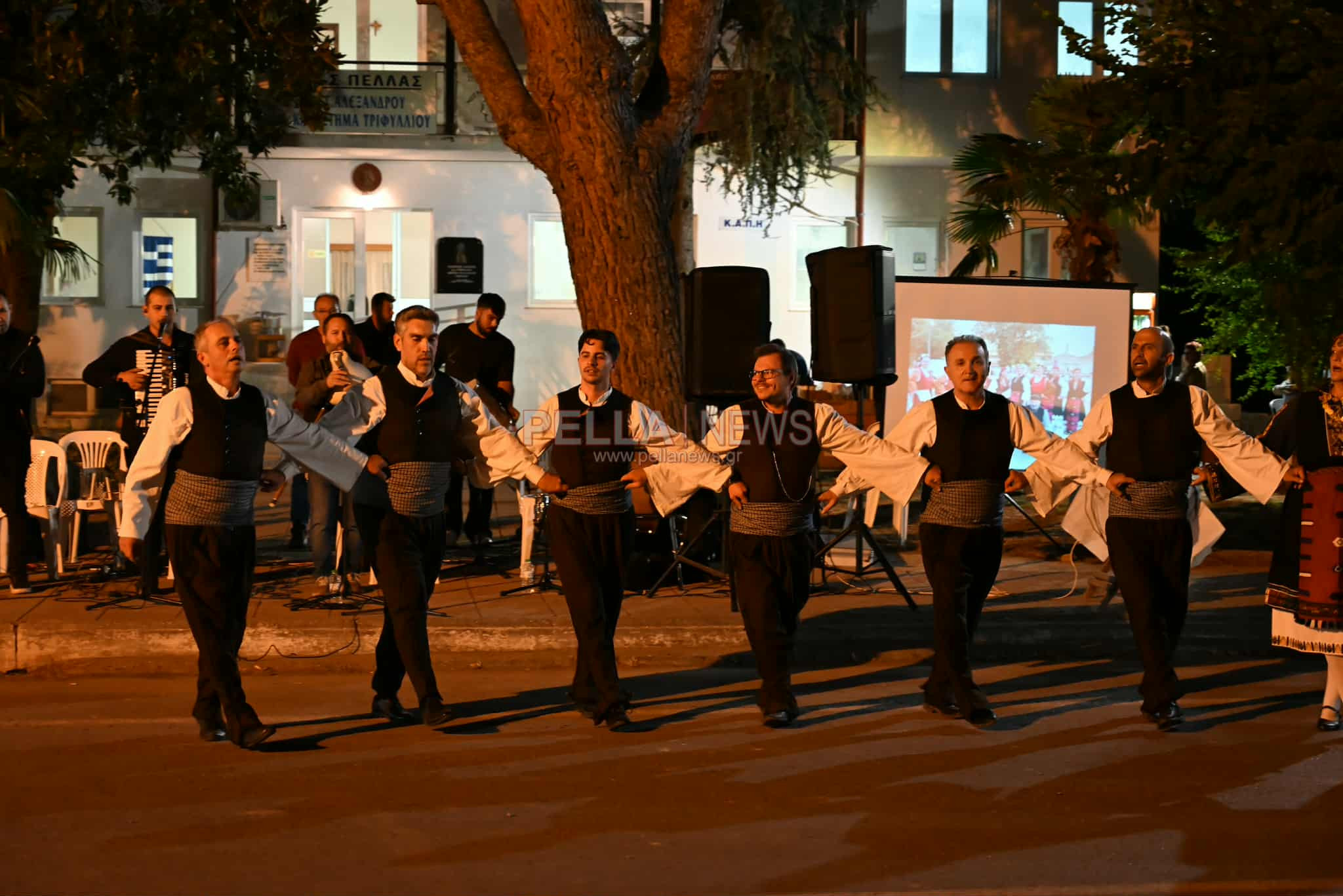 Η παράδοση ζωντάνεψε στο 1ο Φεστιβάλ "Αλεξάνδρεια" στο Τριφύλλι Πέλλας (φωτογραφίες & βίντεο)