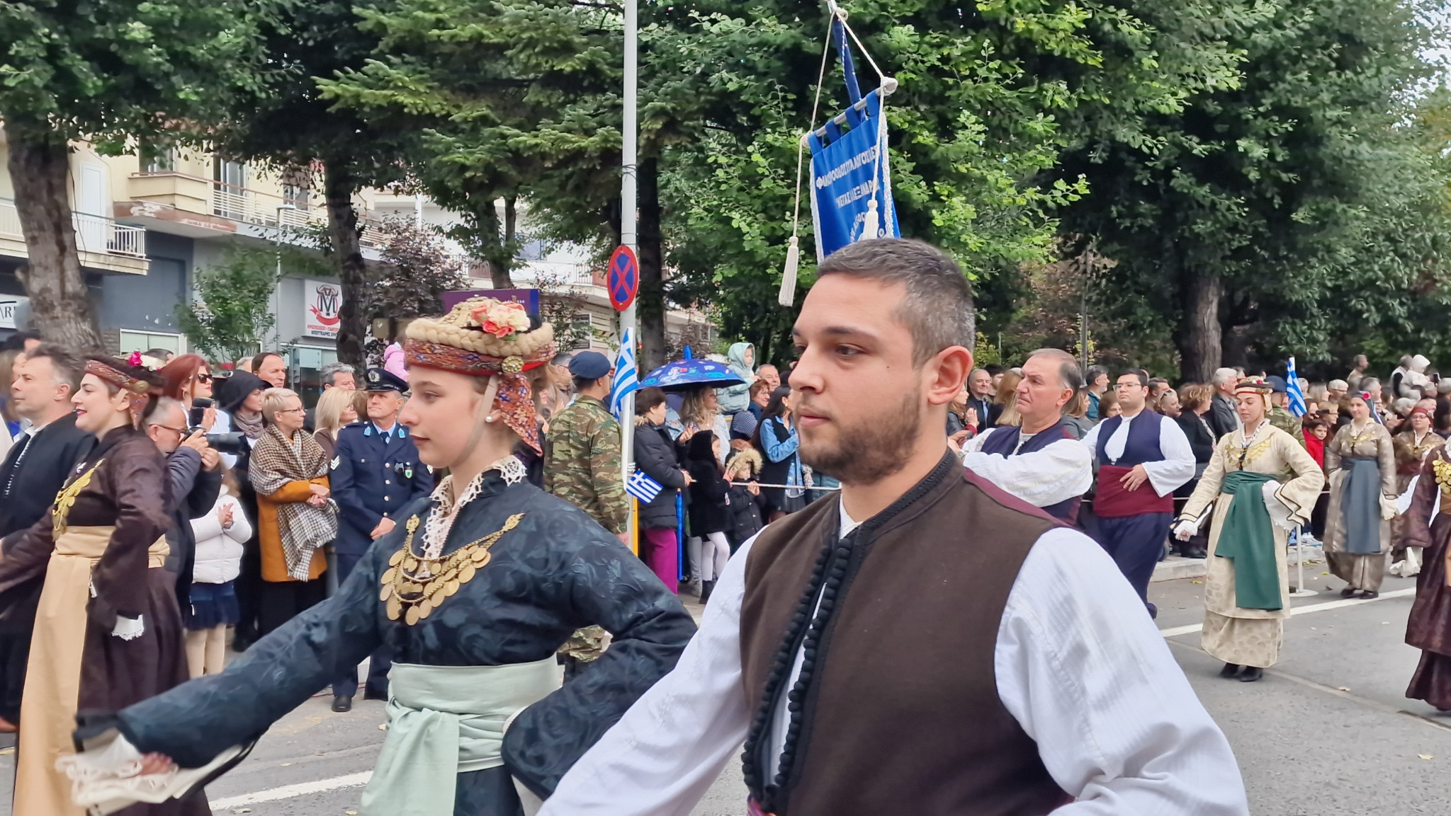 Έδεσσα – Η Ελλάδα που δεν ξεχνά: Μια παρέλαση περηφάνιας και μνήμης (φωτο και βίντεο) Έδεσσα – Η Ελλάδα που δεν ξεχνά: Μια παρέλαση περηφάνιας και μνήμης (φωτο και βίντεο)