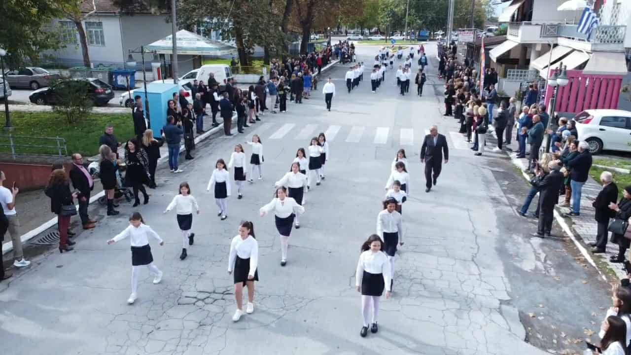 Παρέλαση για την Εθνική Επέτειο της 28ης Οκτωβρίου στους Γαλατάδες (Βίντεο) Παρέλαση για την Εθνική Επέτειο της 28ης Οκτωβρίου στους Γαλατάδες (Βίντεο)