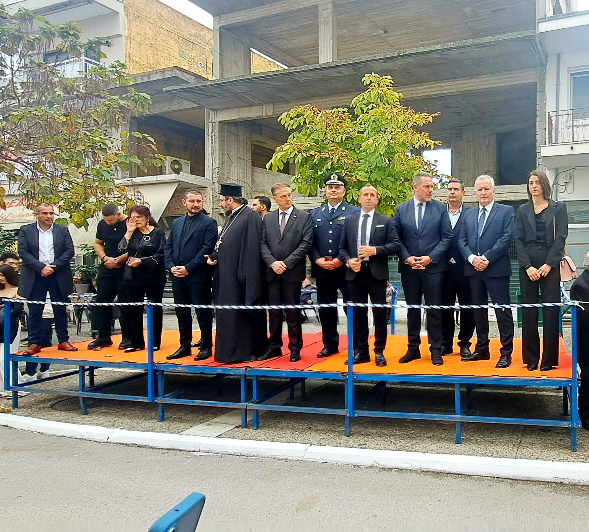 Αξιούπολη: Ψηλά οι σημαίες στην παρέλαση Αξιούπολη: Ψηλά οι σημαίες στην παρέλαση