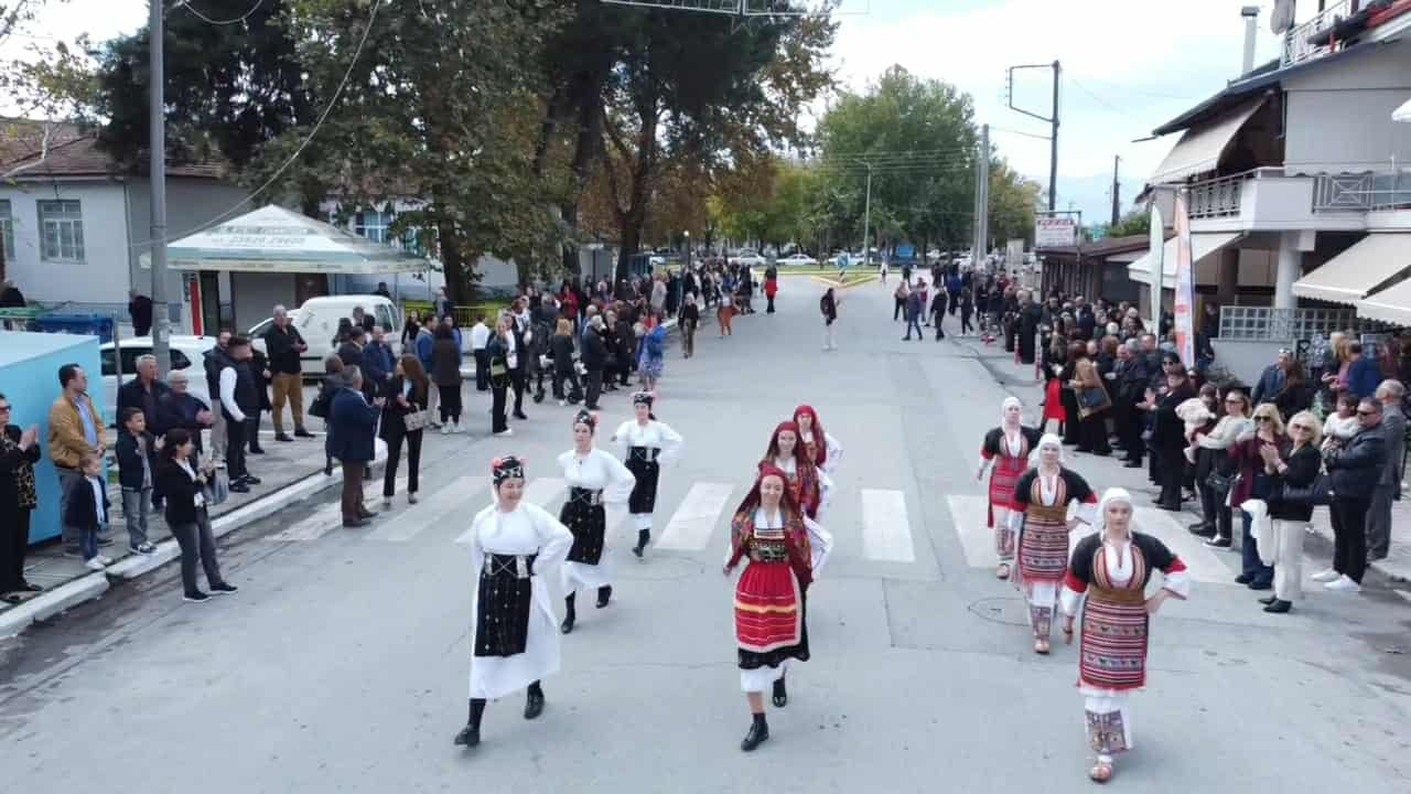 Παρέλαση για την Εθνική Επέτειο της 28ης Οκτωβρίου στους Γαλατάδες (Βίντεο) Παρέλαση για την Εθνική Επέτειο της 28ης Οκτωβρίου στους Γαλατάδες (Βίντεο)