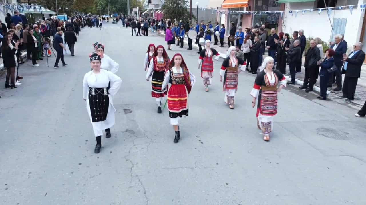 Παρέλαση για την Εθνική Επέτειο της 28ης Οκτωβρίου στους Γαλατάδες (Βίντεο) Παρέλαση για την Εθνική Επέτειο της 28ης Οκτωβρίου στους Γαλατάδες (Βίντεο)