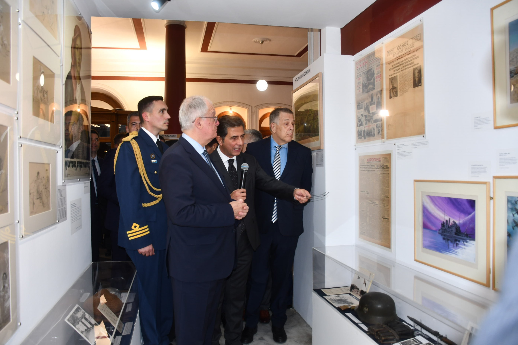 Ζωντανεύοντας η Ιστορία Ζωντανεύοντας η Ιστορία
