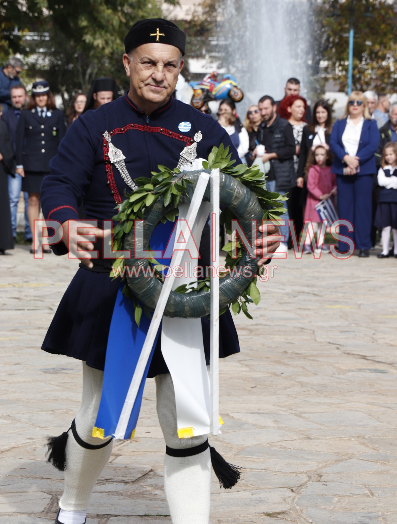 Κρύα Bρύση: Πλούσιο φωτορεπορτάζ από τα σχολεία στην παρέλαση Κρύα Bρύση: Πλούσιο φωτορεπορτάζ από τα σχολεία στην παρέλαση