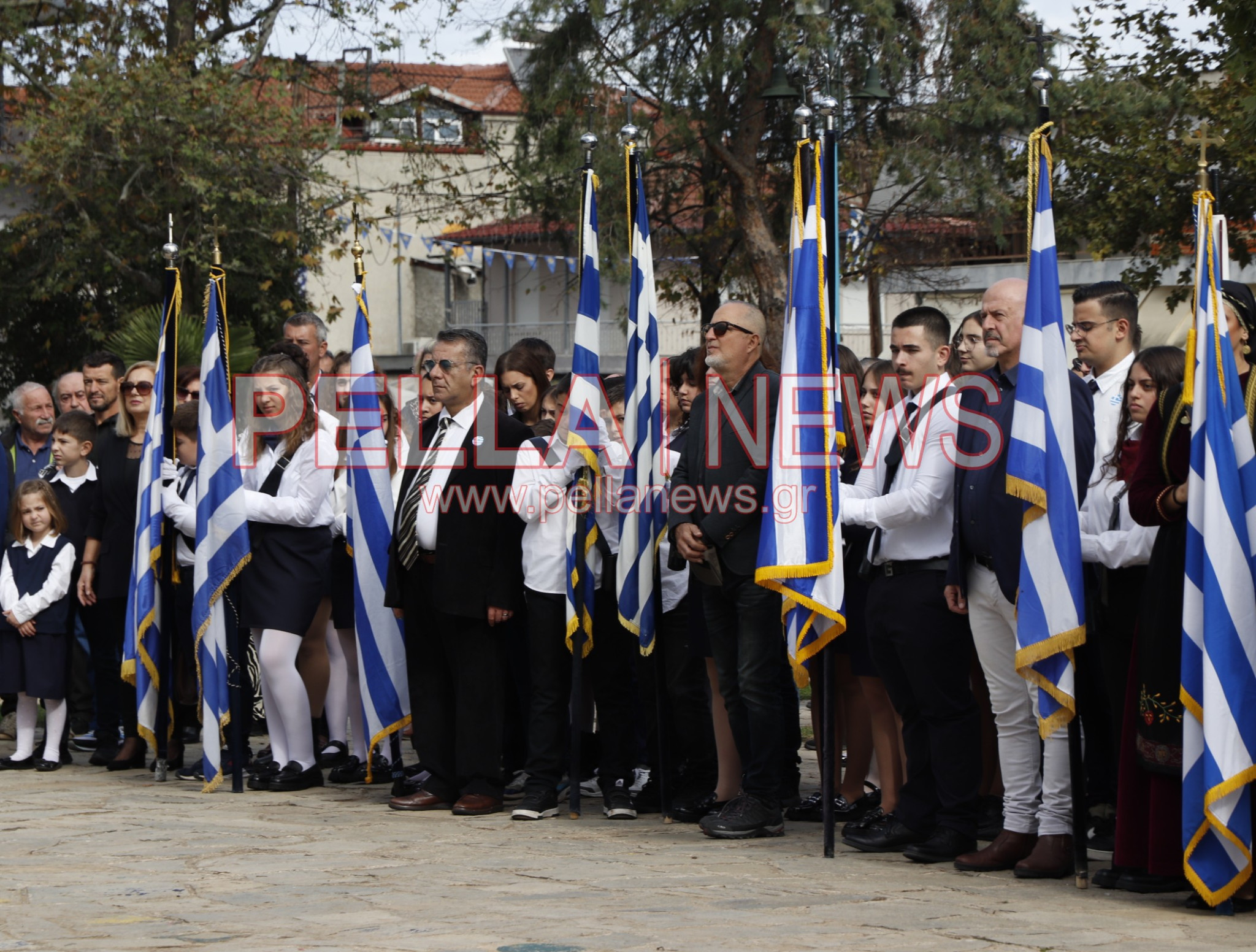 Κρύα Bρύση: Πλούσιο φωτορεπορτάζ από τα σχολεία στην παρέλαση Κρύα Bρύση: Πλούσιο φωτορεπορτάζ από τα σχολεία στην παρέλαση