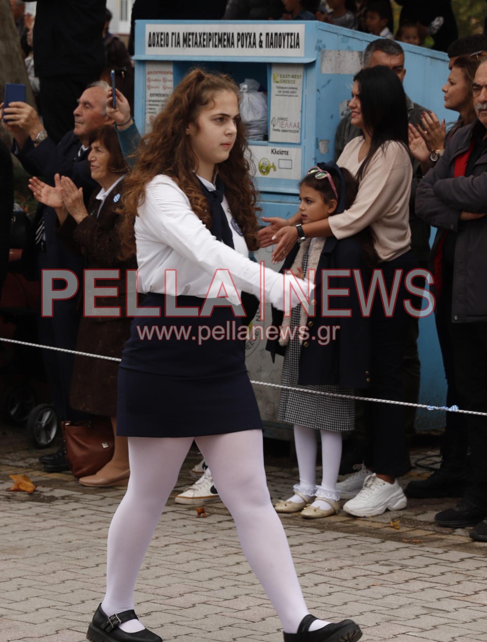 Κρύα Bρύση: Πλούσιο φωτορεπορτάζ από τα σχολεία στην παρέλαση Κρύα Bρύση: Πλούσιο φωτορεπορτάζ από τα σχολεία στην παρέλαση