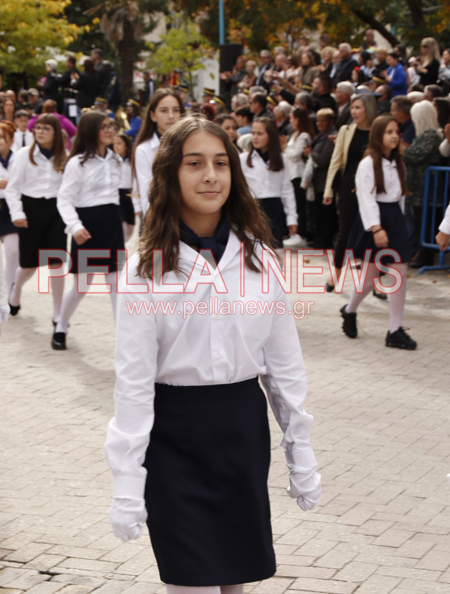 Κρύα Bρύση: Πλούσιο φωτορεπορτάζ από τα σχολεία στην παρέλαση Κρύα Bρύση: Πλούσιο φωτορεπορτάζ από τα σχολεία στην παρέλαση