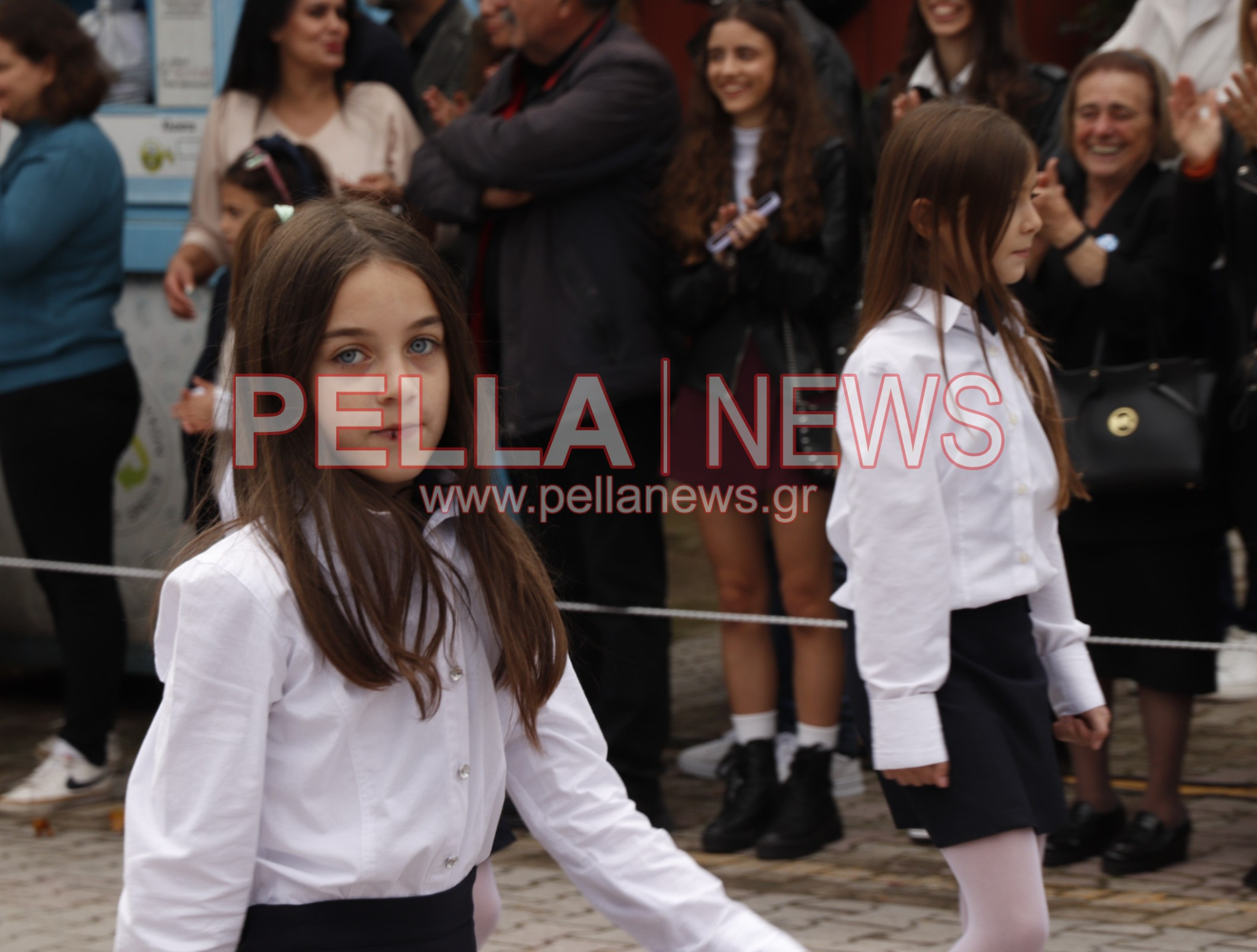 Κρύα Bρύση: Πλούσιο φωτορεπορτάζ από τα σχολεία στην παρέλαση Κρύα Bρύση: Πλούσιο φωτορεπορτάζ από τα σχολεία στην παρέλαση