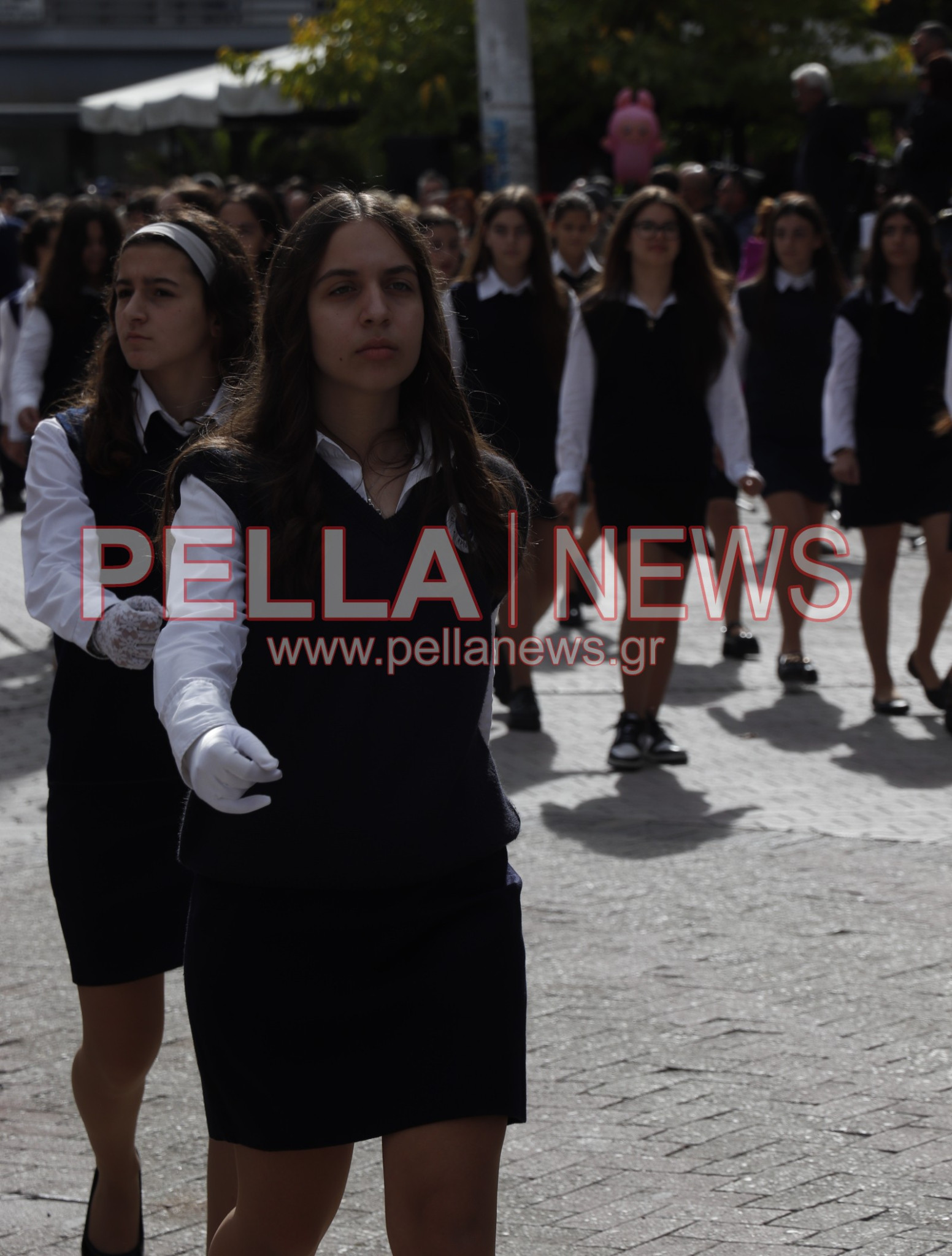 Κρύα Bρύση: Πλούσιο φωτορεπορτάζ από τα σχολεία στην παρέλαση Κρύα Bρύση: Πλούσιο φωτορεπορτάζ από τα σχολεία στην παρέλαση