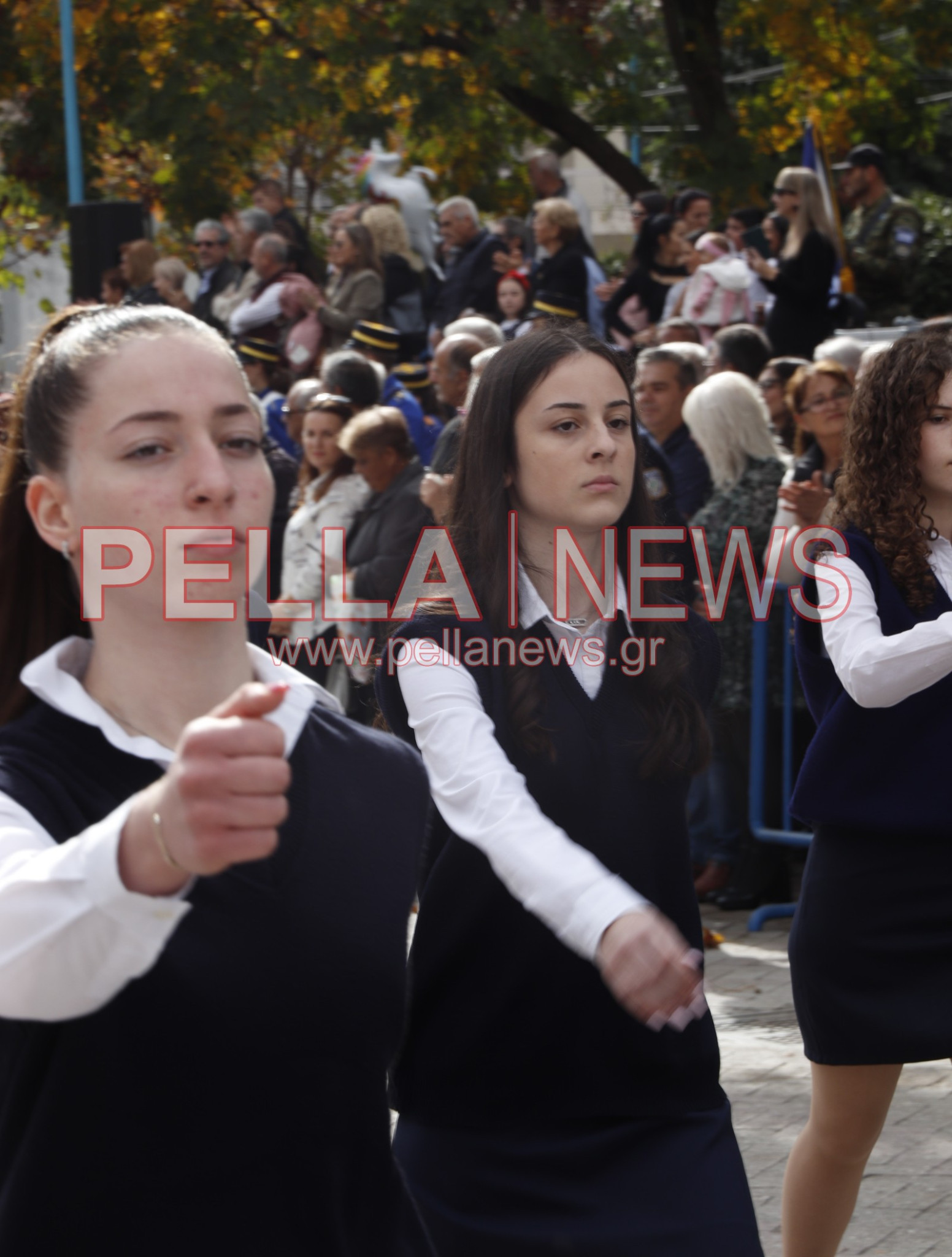 Κρύα Bρύση: Πλούσιο φωτορεπορτάζ από τα σχολεία στην παρέλαση Κρύα Bρύση: Πλούσιο φωτορεπορτάζ από τα σχολεία στην παρέλαση