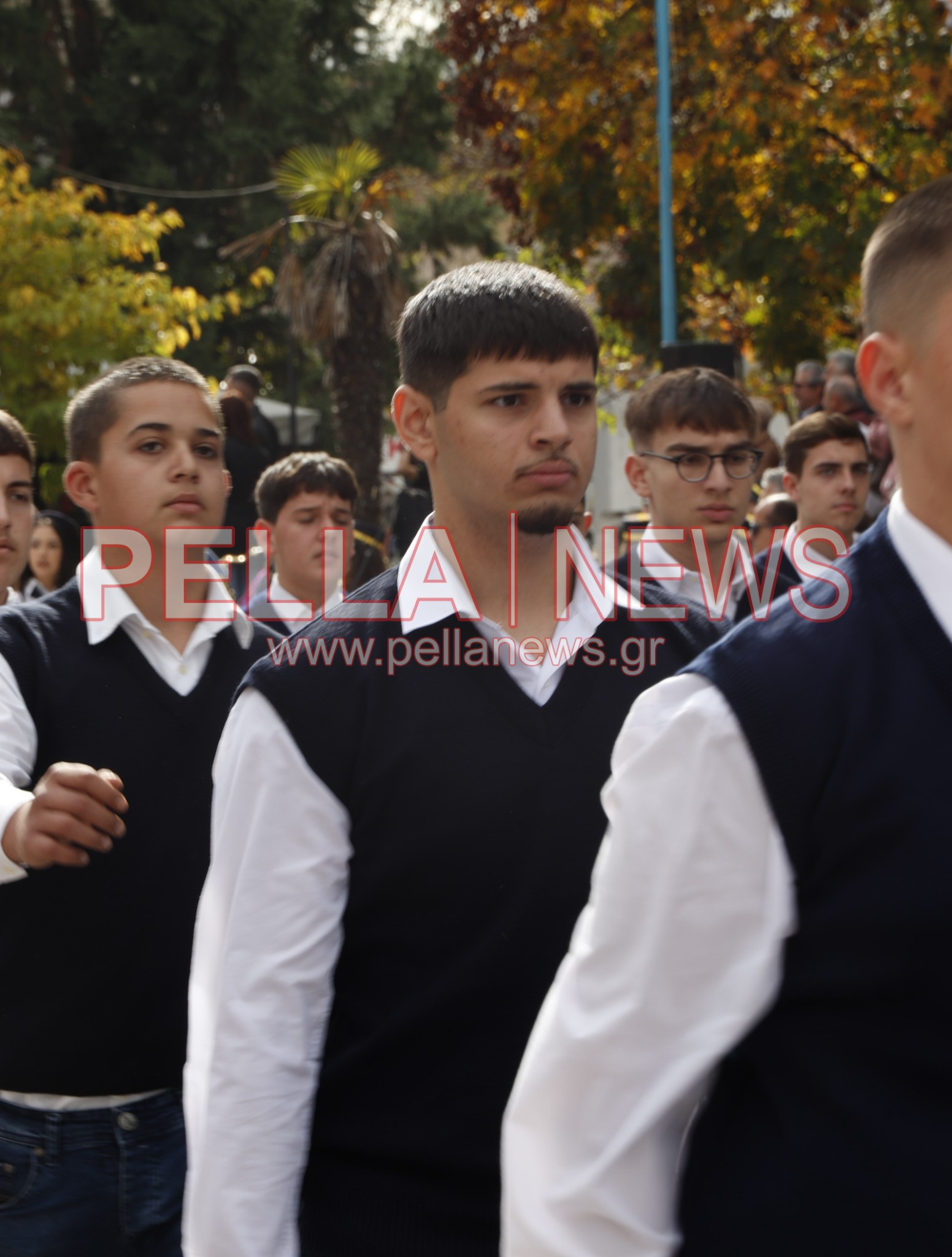 Κρύα Bρύση: Πλούσιο φωτορεπορτάζ από τα σχολεία στην παρέλαση Κρύα Bρύση: Πλούσιο φωτορεπορτάζ από τα σχολεία στην παρέλαση