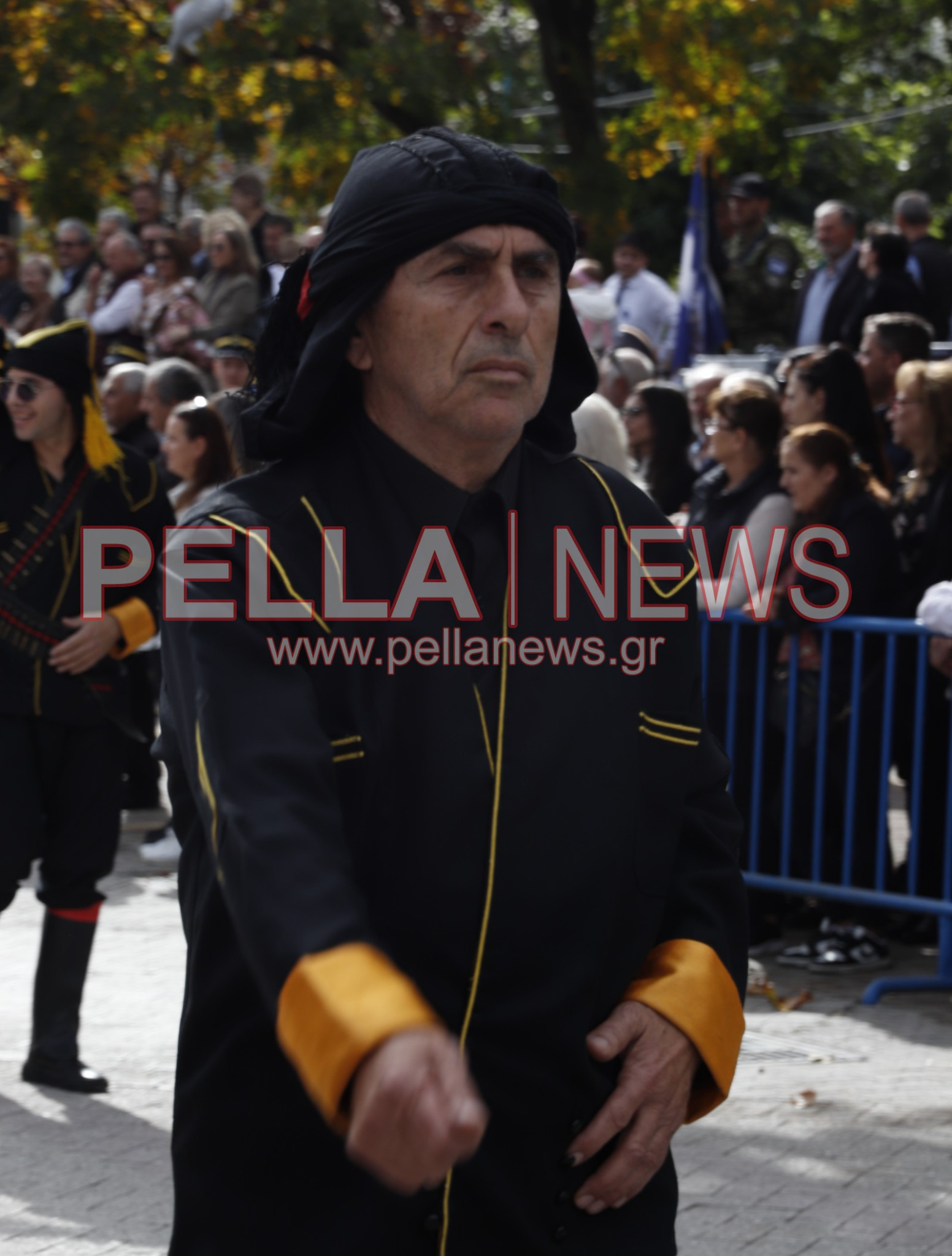 Ζωντανή η μνήμη του ’40 στην Κρύα Βρύση μέσα από τους Πολιτιστικούς Συλλόγους (φωτογραφίες) Ζωντανή η μνήμη του ’40 στην Κρύα Βρύση μέσα από τους Πολιτιστικούς Συλλόγους (φωτογραφίες)