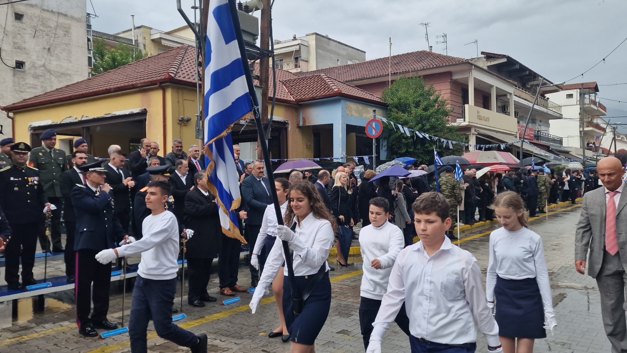 Αριδαία: Η βροχή δεν σταμάτησε την παρέλαση (φωτο και βίντεο)