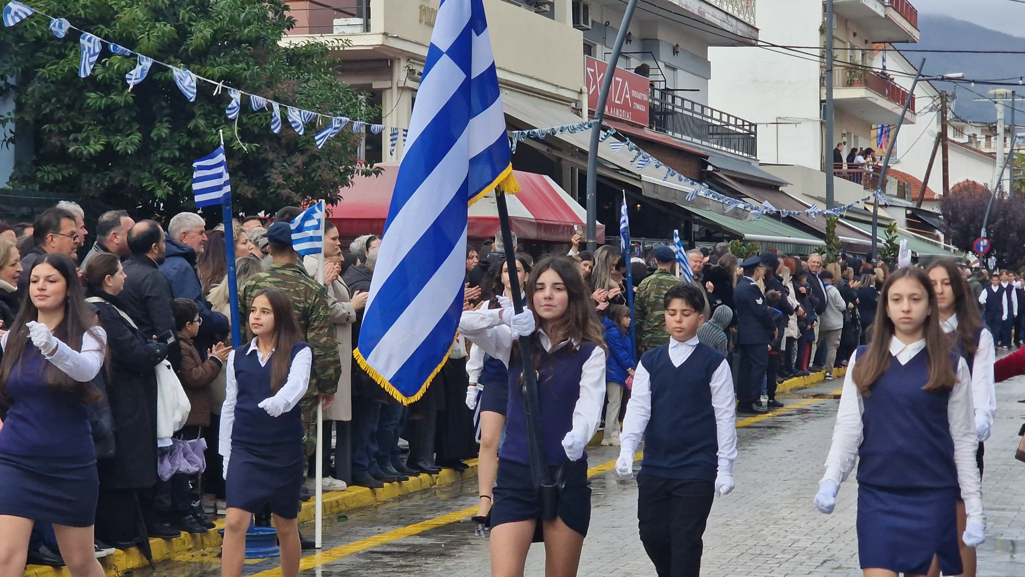 Αριδαία: Η βροχή δεν σταμάτησε την παρέλαση (φωτο και βίντεο)