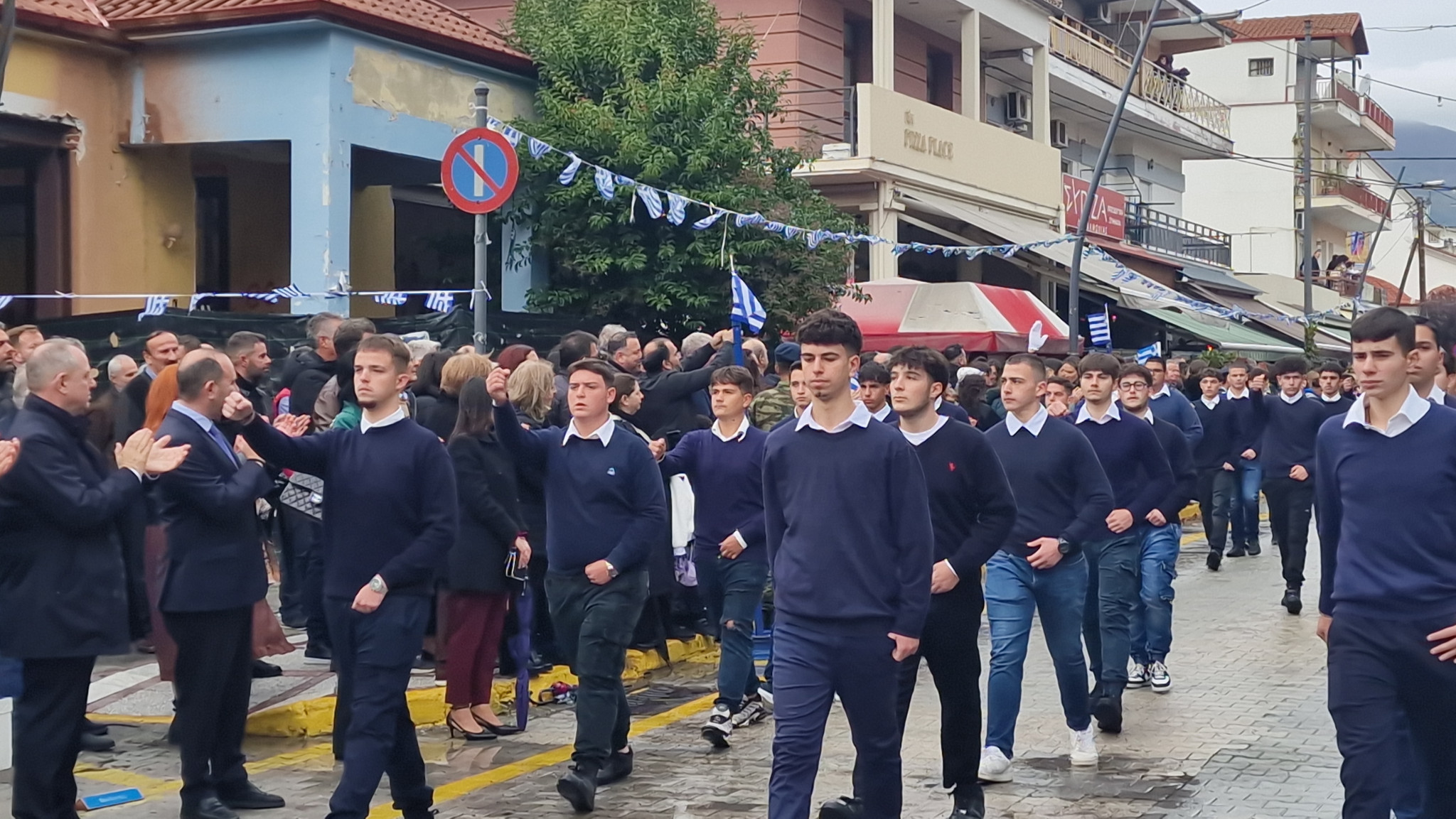 Αριδαία: Η βροχή δεν σταμάτησε την παρέλαση (φωτο και βίντεο)