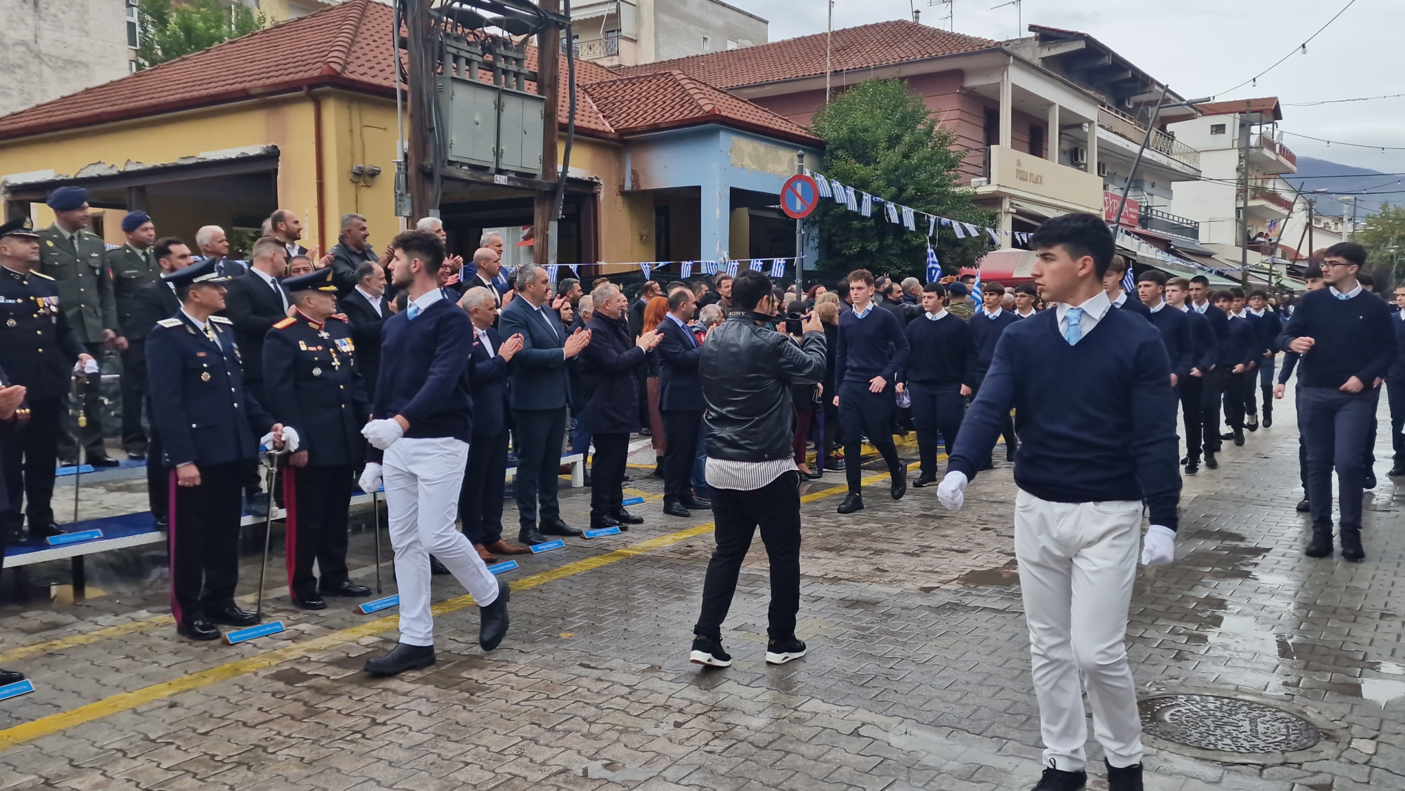 Αριδαία: Η βροχή δεν σταμάτησε την παρέλαση (φωτο και βίντεο)