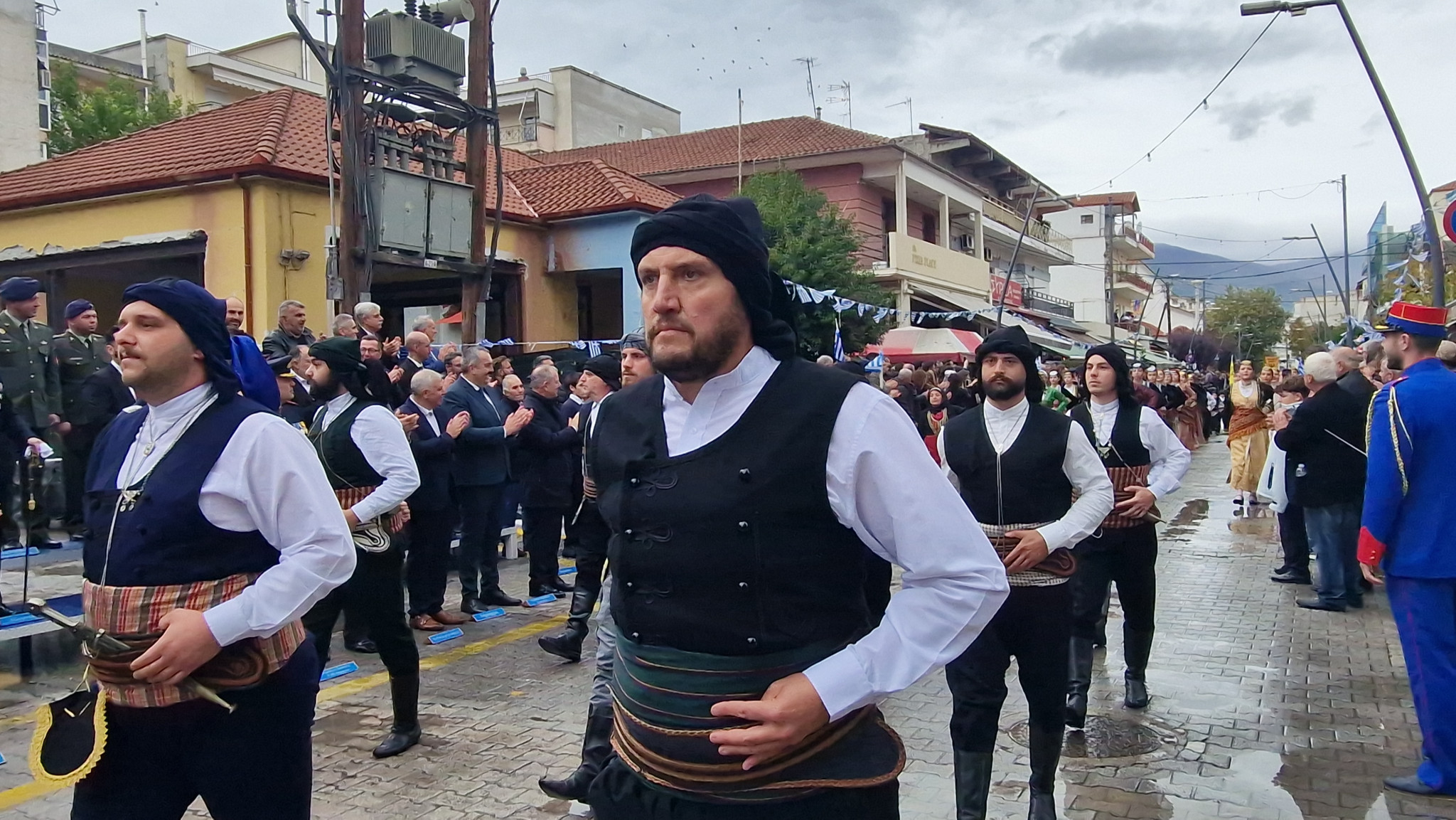 Αριδαία: Η βροχή δεν σταμάτησε την παρέλαση (φωτο και βίντεο)