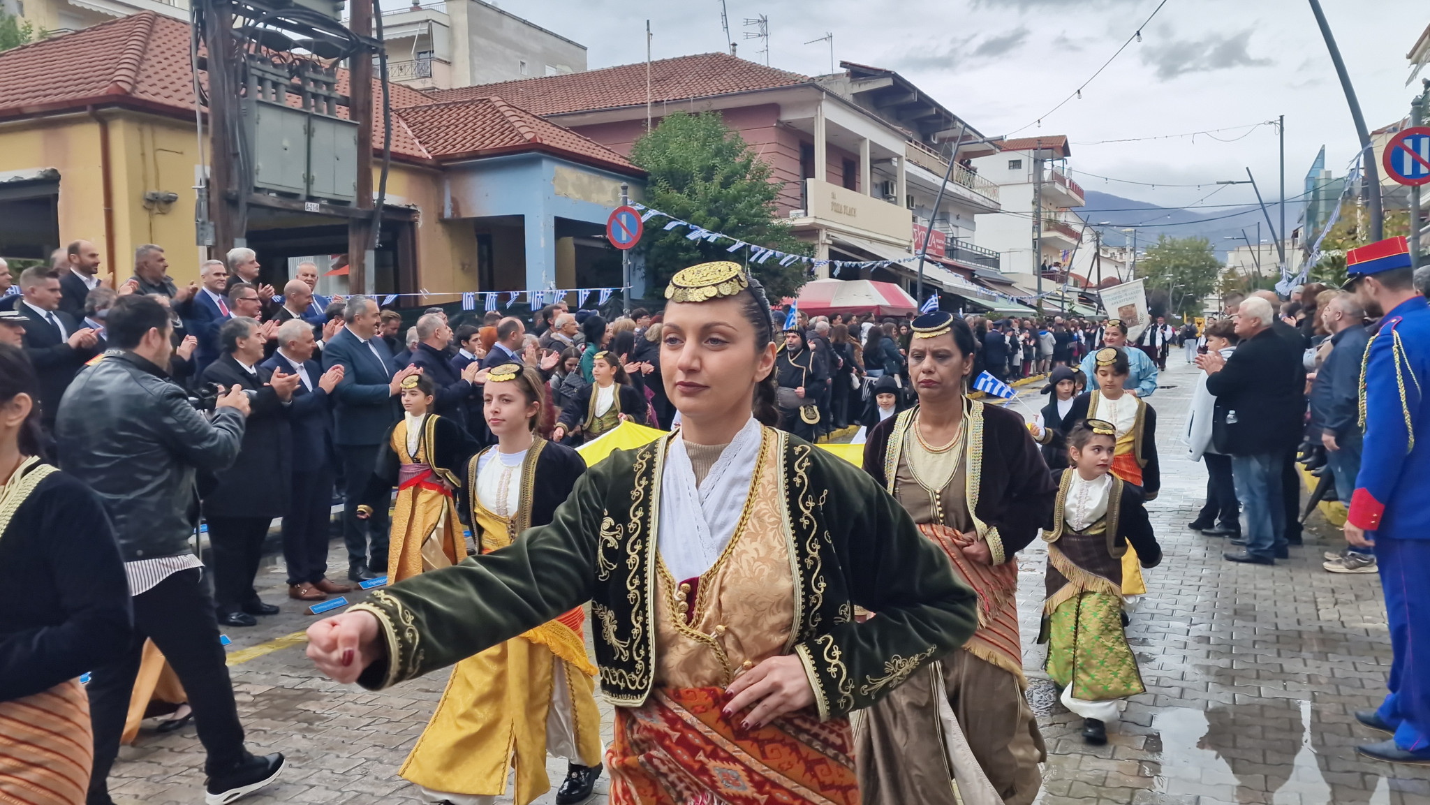 Αριδαία: Η βροχή δεν σταμάτησε την παρέλαση (φωτο και βίντεο)