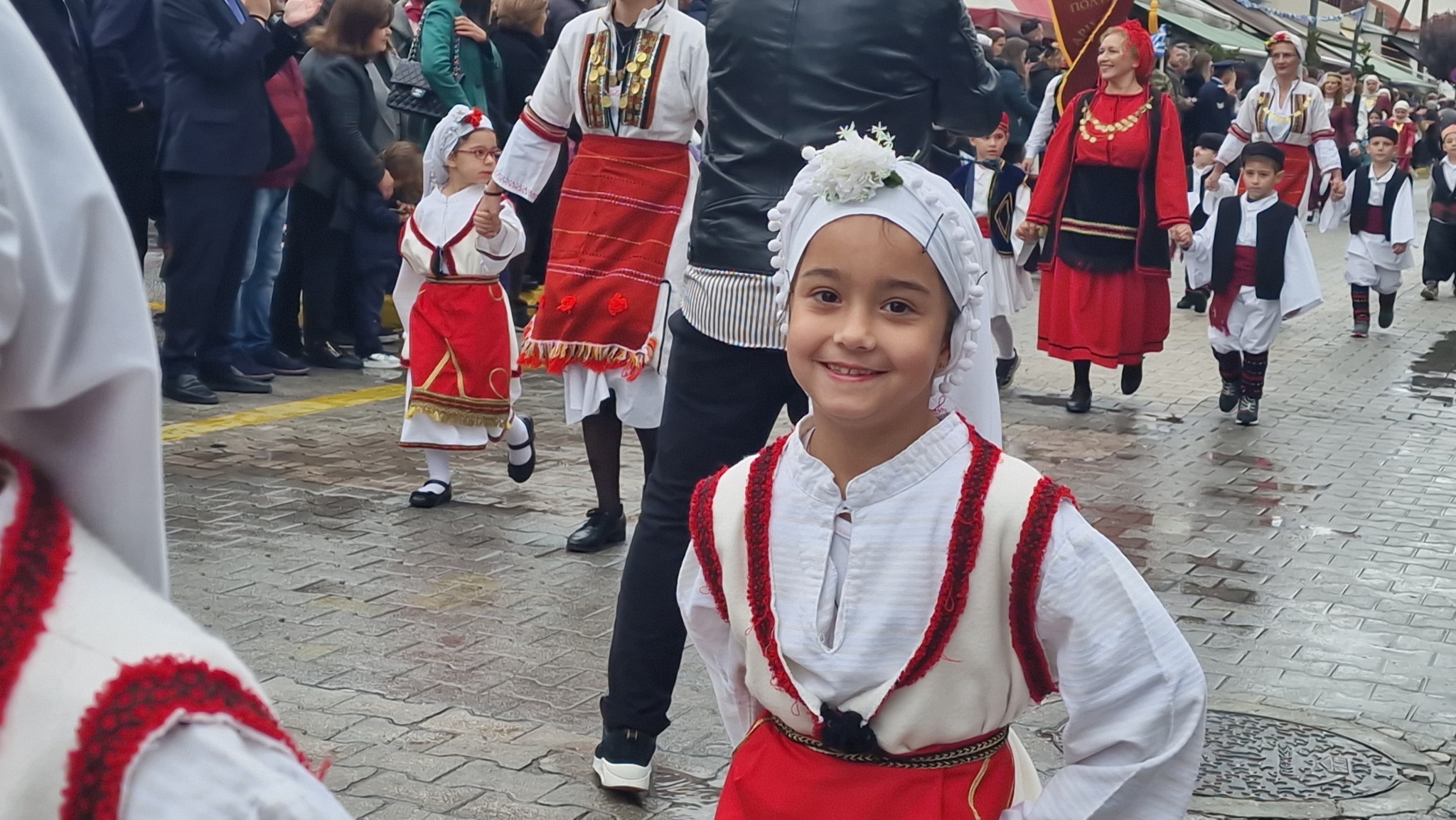 Αριδαία: Η βροχή δεν σταμάτησε την παρέλαση (φωτο και βίντεο)