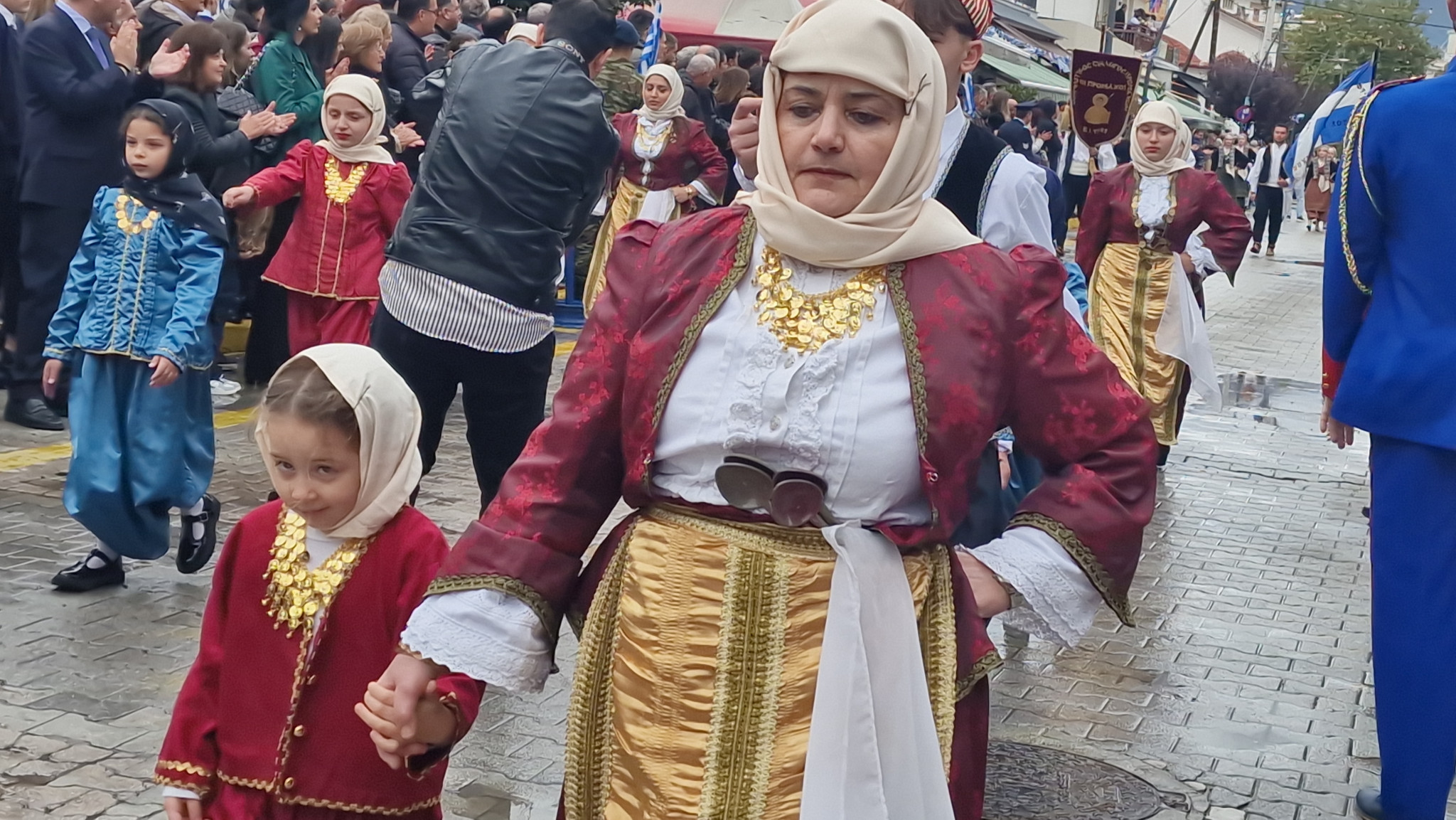 Αριδαία: Η βροχή δεν σταμάτησε την παρέλαση (φωτο και βίντεο)