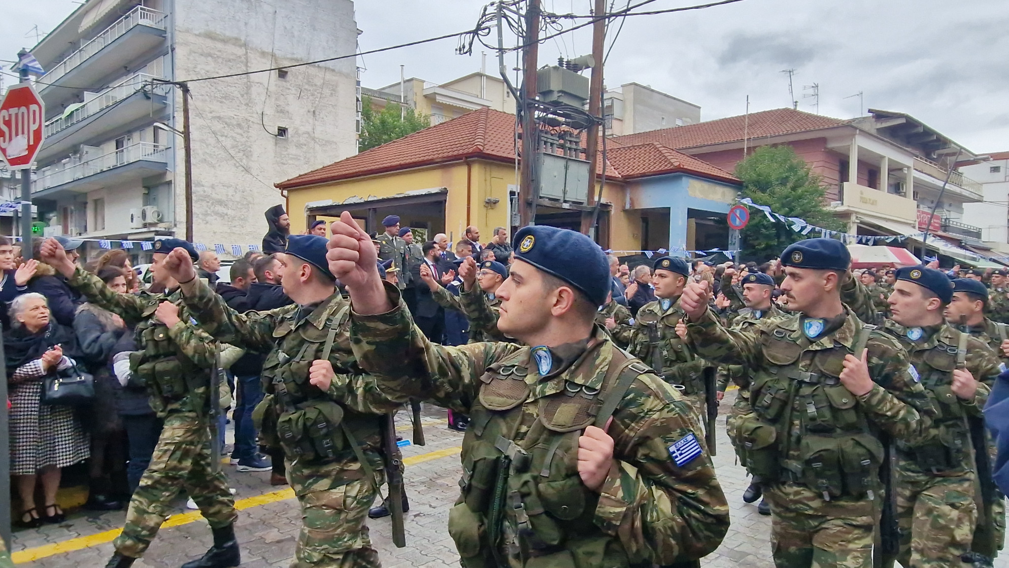 Αριδαία: Η βροχή δεν σταμάτησε την παρέλαση (φωτο και βίντεο)