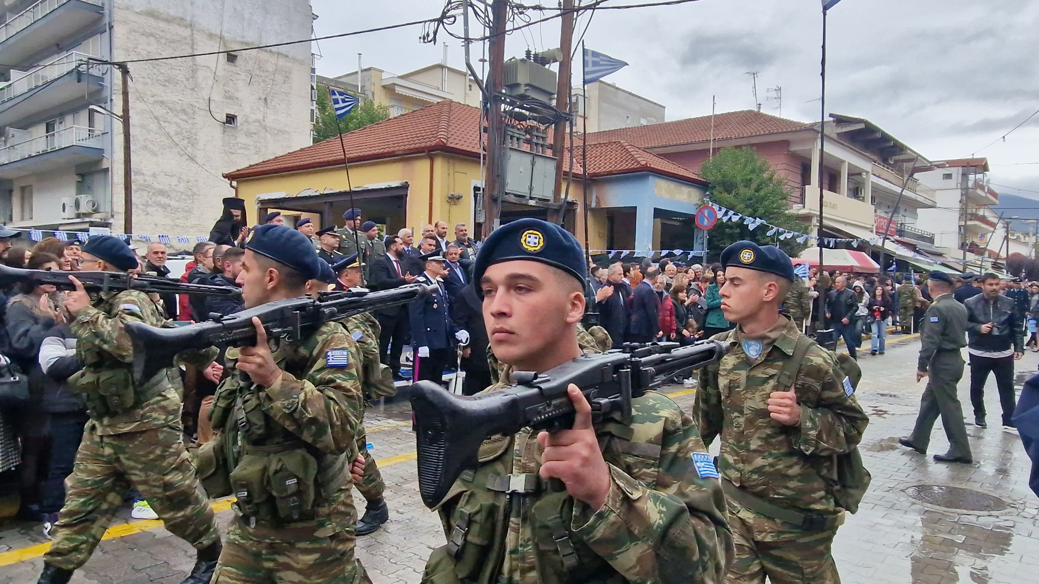 Αριδαία: Η βροχή δεν σταμάτησε την παρέλαση (φωτο και βίντεο)