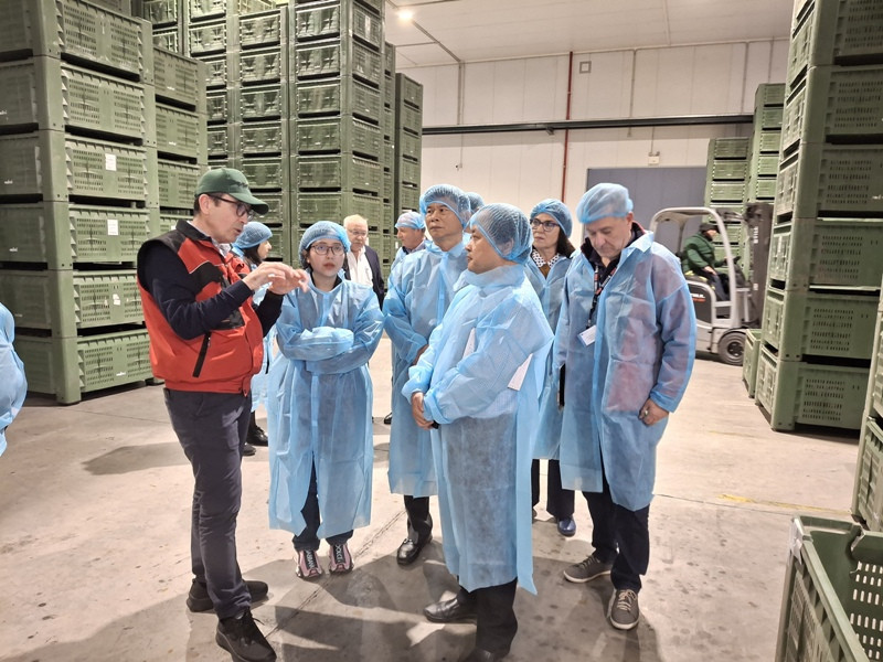 Επίσκεψη κλιμακίου φυτοϋγειονομικών ελεγκτών του Υπουργείου Γεωργίας του Βιετνάμ με στόχο το άνοιγμα της αγοράς για το ελληνικό ακτινίδιο