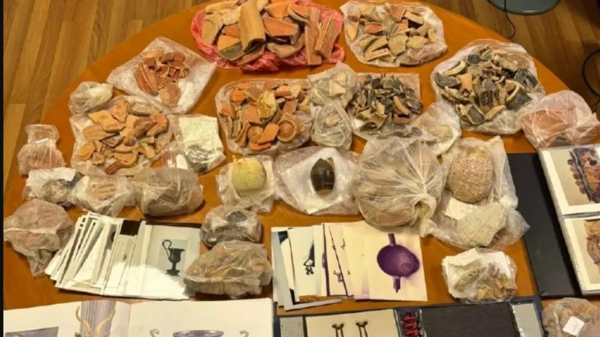 Κύκλωμα αρχαιοκαπήλων: Ο καθηγητής που πιάστηκε με πλήθος αρχαιοτήτων και η συνεργασία του με Βούλγαρο μεγιστάνα