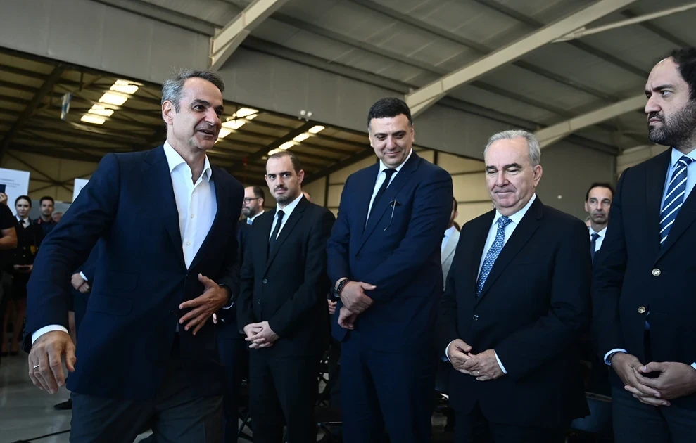 Αυτά είναι τα τρία νέα αεροσκάφη DA62 που παρέλαβε η Πυροσβεστική