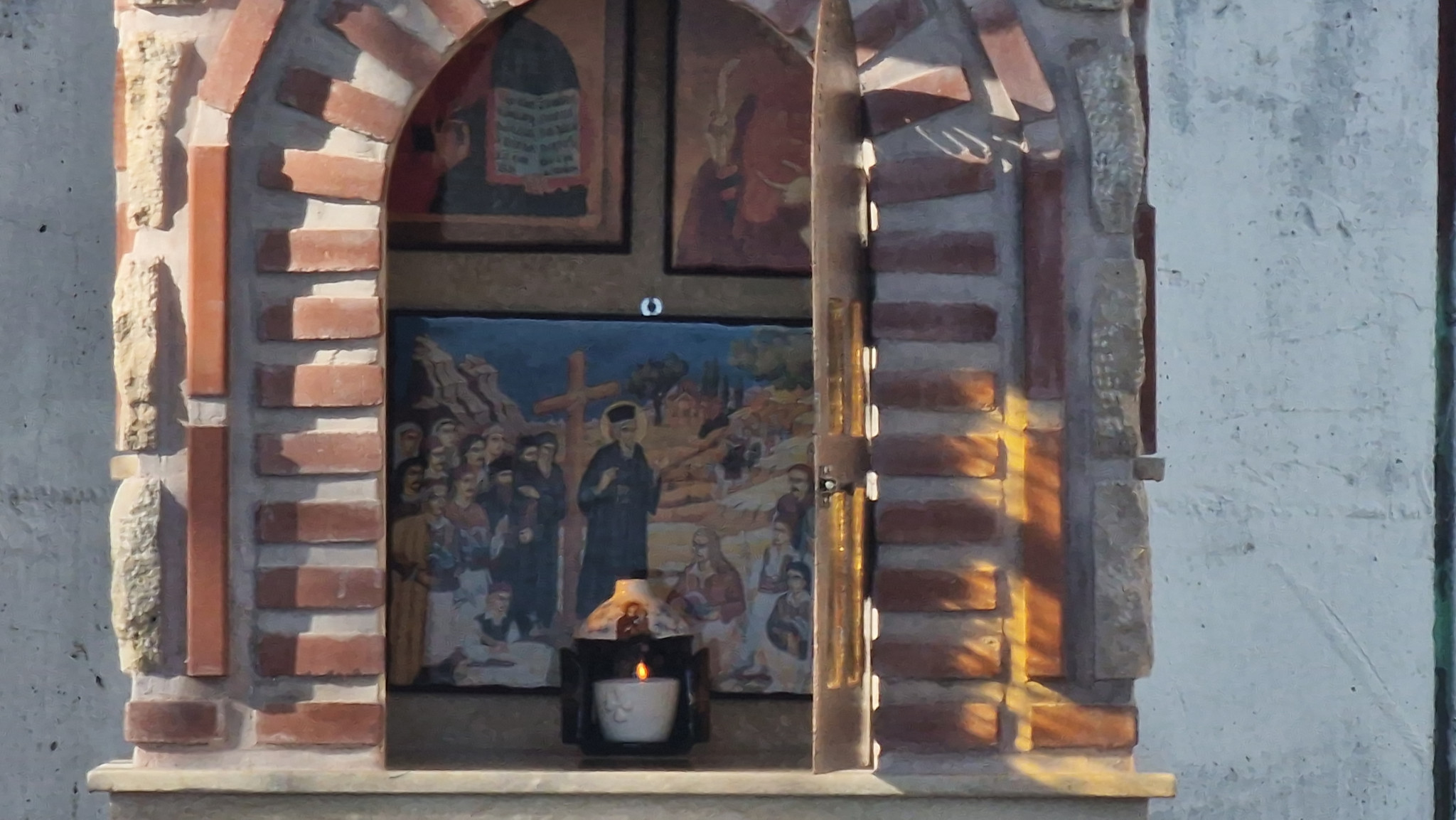 Λαμπρός Αγιασμός στο νέο Παρεκκλήσι του Αγίου Κοσμά του Αιτωλού στο Γυμνάσιο Προμάχων