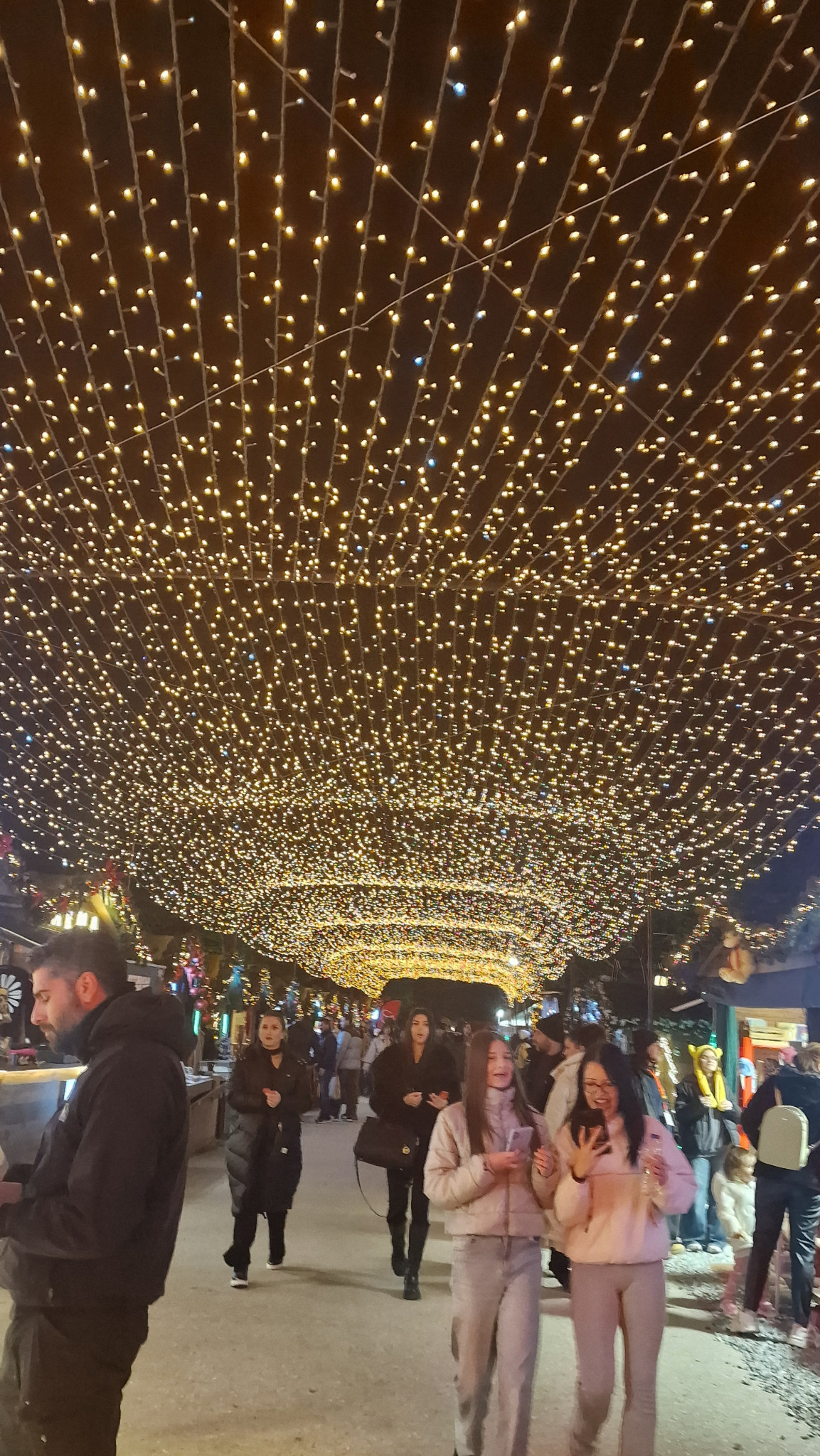 Η Παραμυθοχώρα απογειώνει την Αλμωπία τα Χριστούγεννα