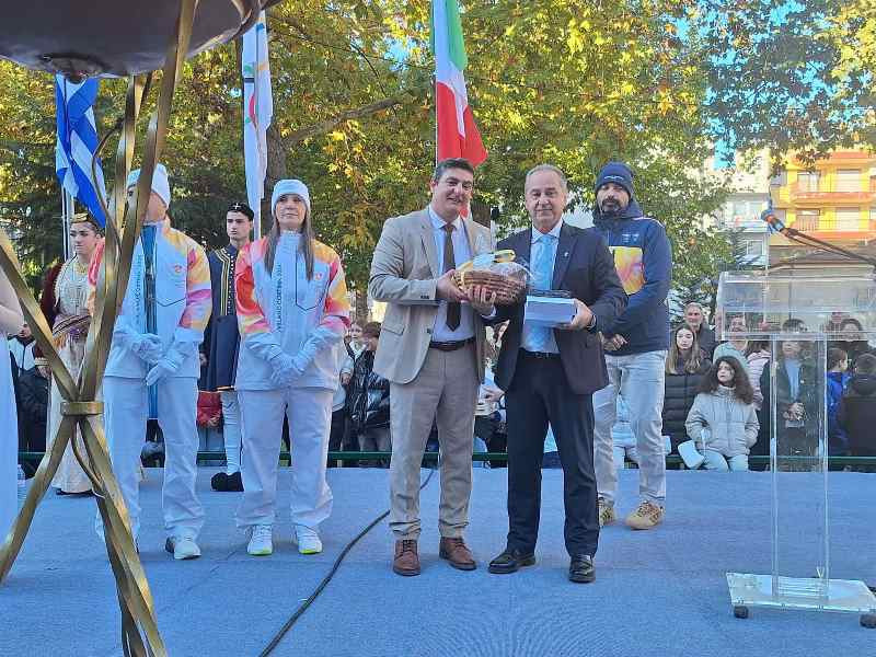 Ο Δήμος Πέλλας υποδέχθηκε την Ολυμπιακή Φλόγα σε μια λαμπρή, συγκινητική και γεμάτη συμβολισμούς τελετή