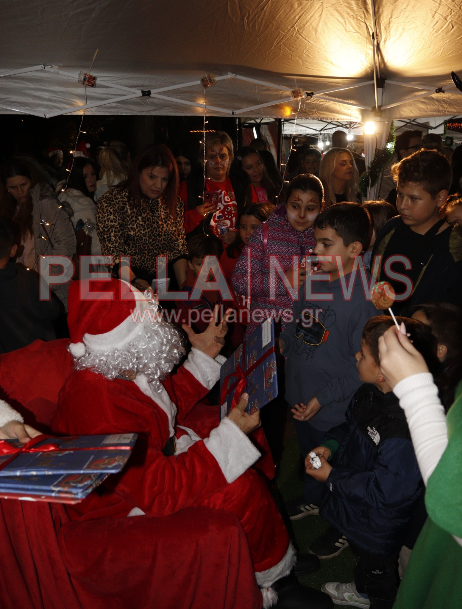 Γαλατάδες… στο Φως των Χριστουγέννων! (Φωτογραφίες/βιντεο)