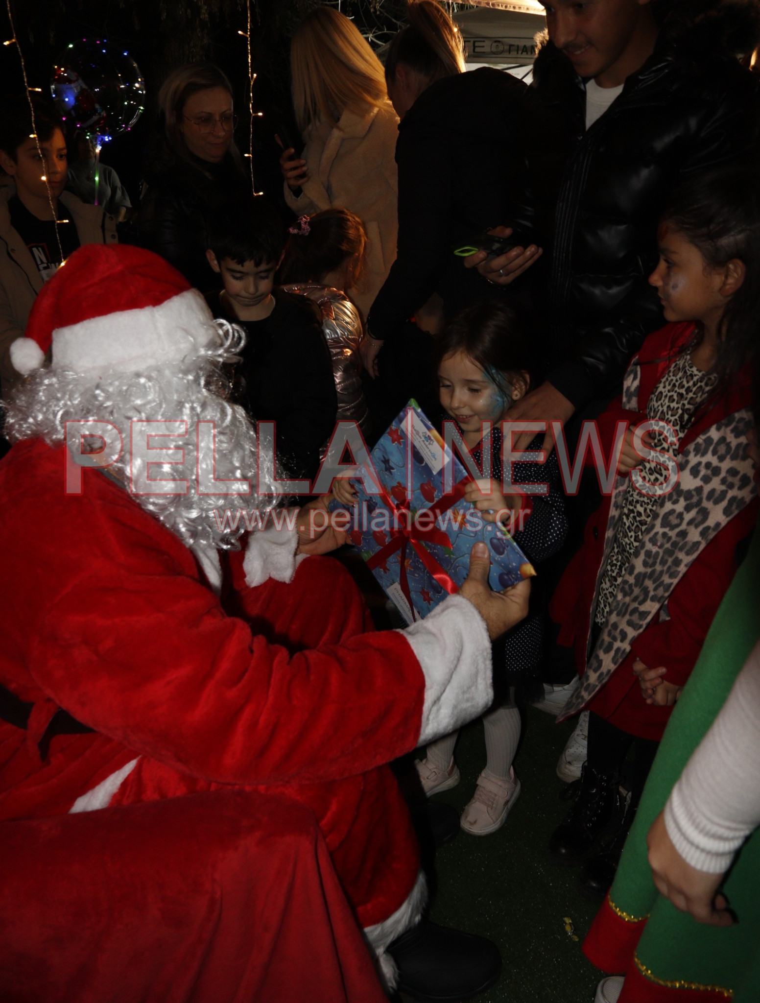 Γαλατάδες… στο Φως των Χριστουγέννων! (Φωτογραφίες/βιντεο)