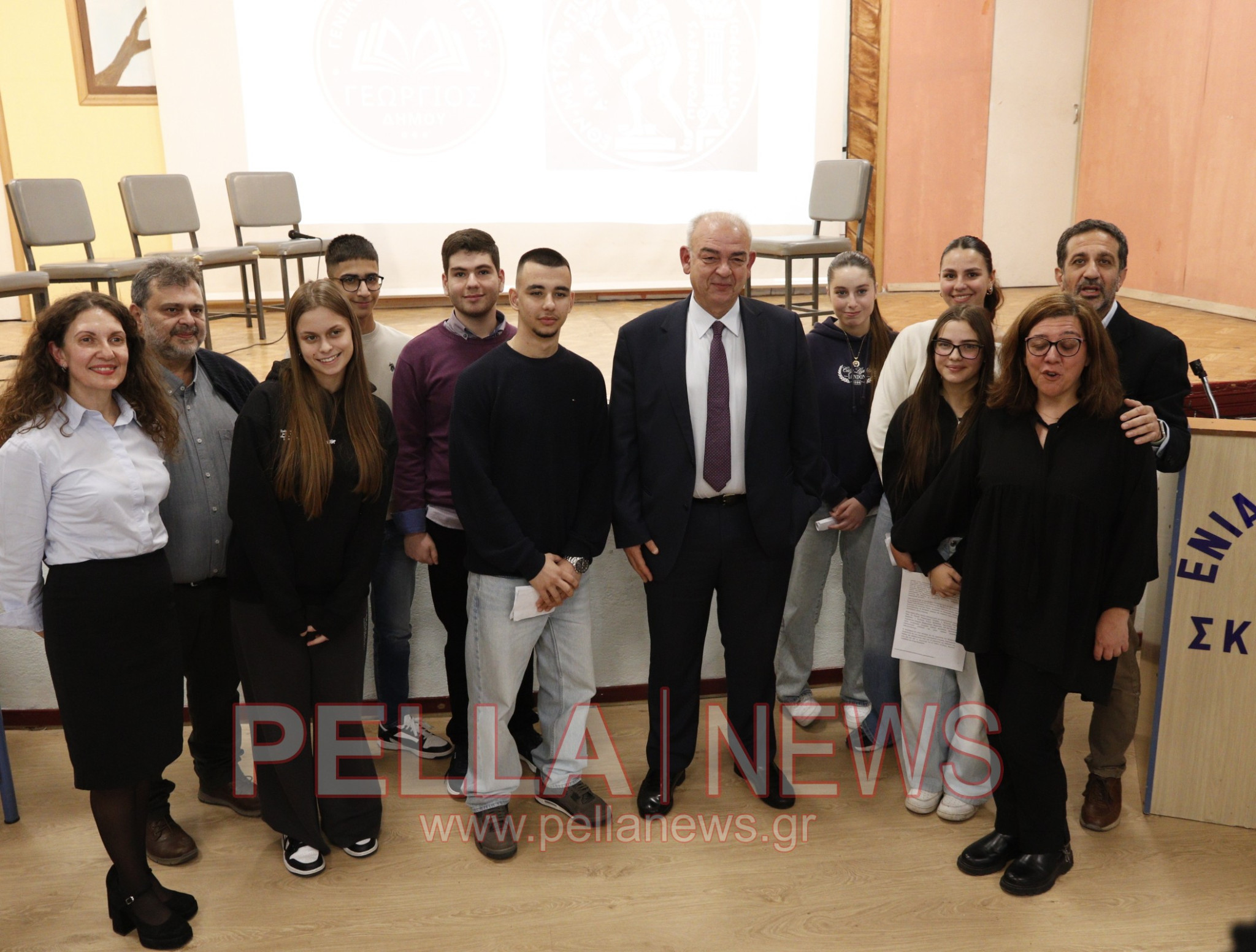 Το Λύκειο Σκύδρας τίμησε τον διακεκριμένο Ιωάννη Χατζηγεωργίου, Πρύτανη του ΕΜΠ (βίντεο/ φωτογραφίες)