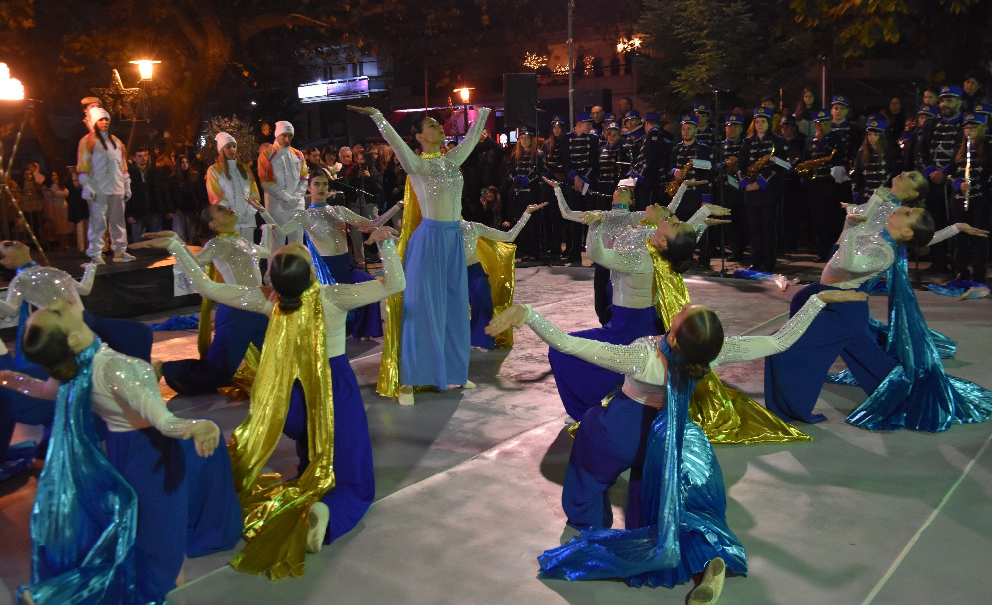 Με λαμπρότητα πραγματοποιήθηκε η έλευση της Ολυμπιακής Φλόγας στη Νάουσα