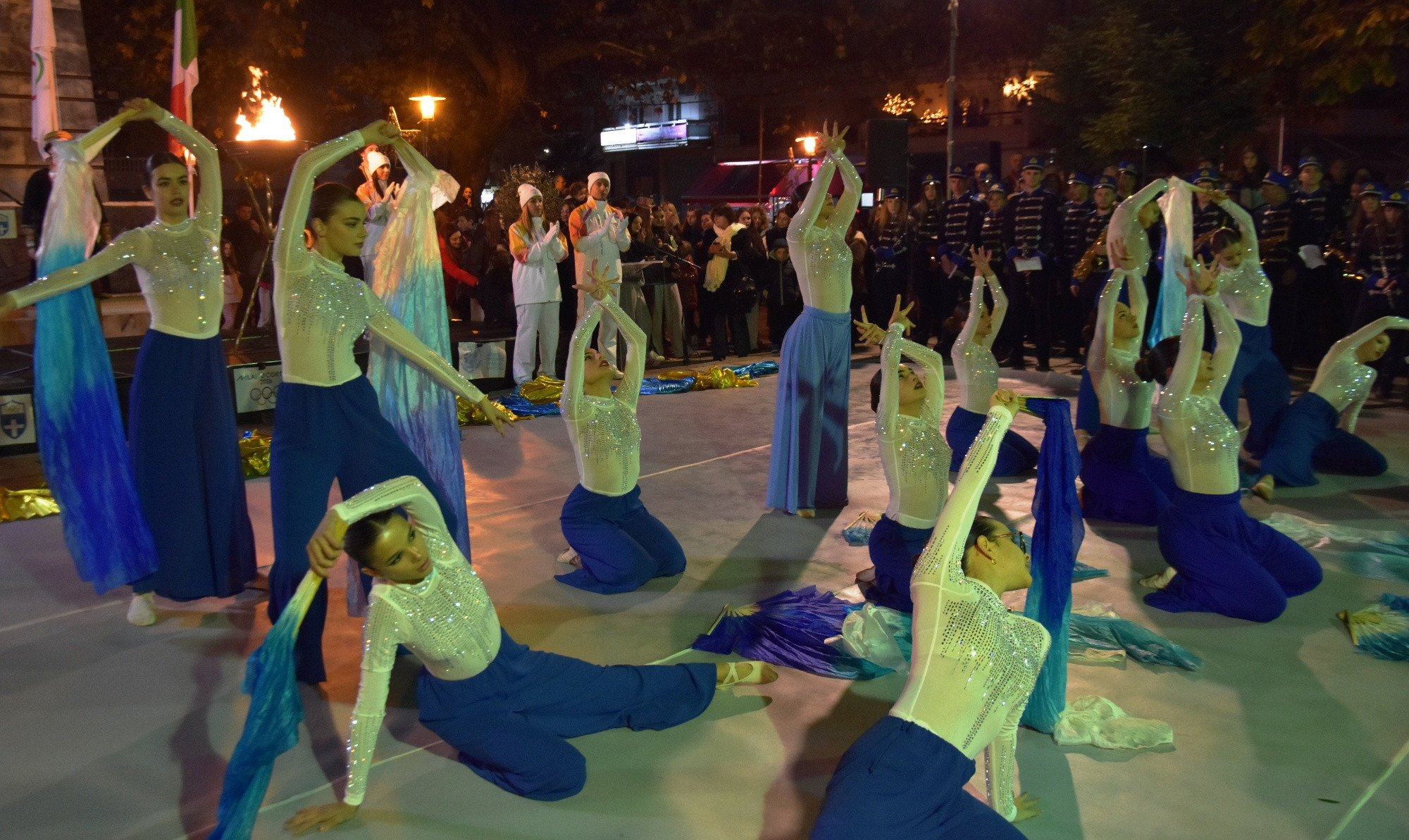 Με λαμπρότητα πραγματοποιήθηκε η έλευση της Ολυμπιακής Φλόγας στη Νάουσα