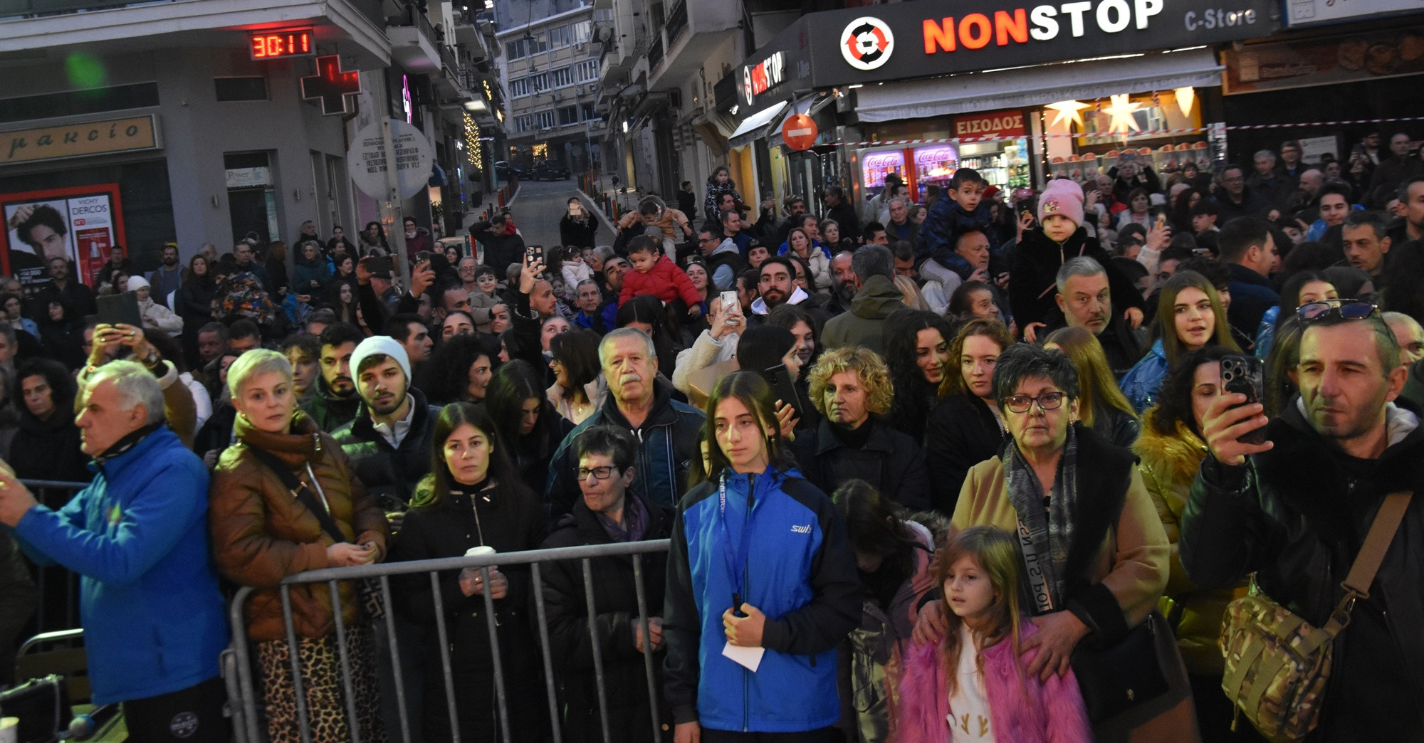 Με λαμπρότητα πραγματοποιήθηκε η έλευση της Ολυμπιακής Φλόγας στη Νάουσα